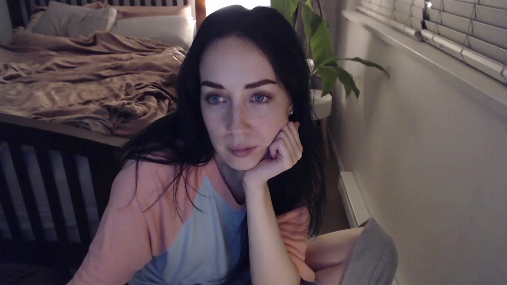 Gallery image thumbnail from AAAAAGHHHHHHH's myfreecams stream on, 12/07/2022, 05:10 image 16 of 20