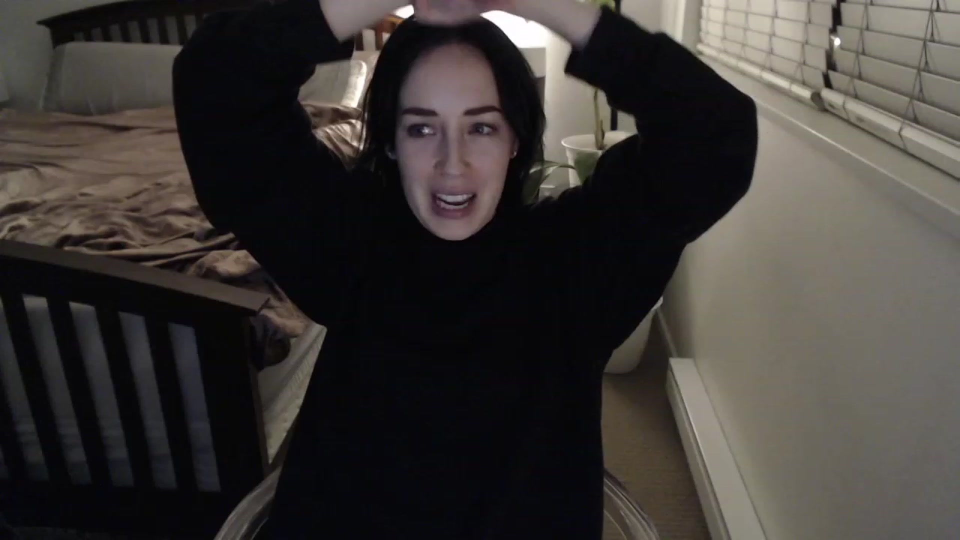 Gallery image thumbnail from AAAAAGHHHHHHH's myfreecams stream on, 12/08/2022, 06:37 image 16 of 20