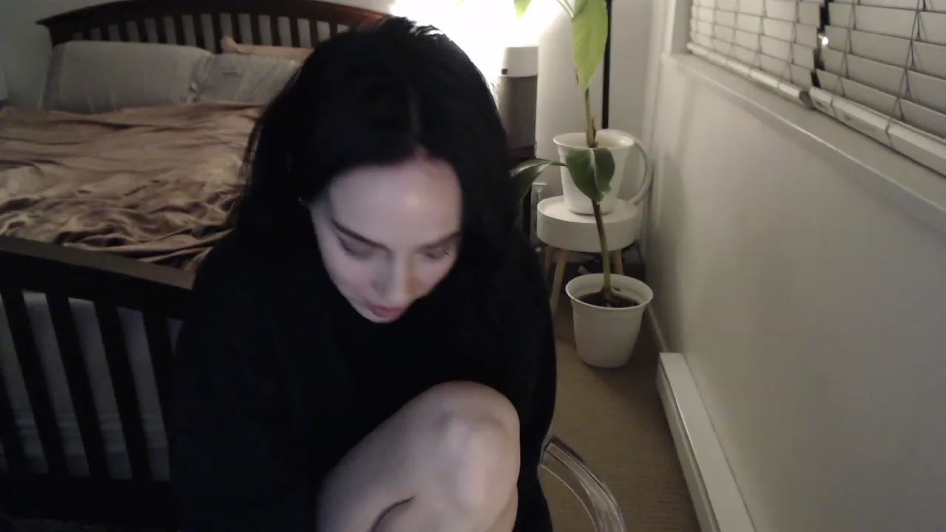 Gallery image thumbnail from AAAAAGHHHHHHH's myfreecams stream on, 12/08/2022, 06:37 image 13 of 20