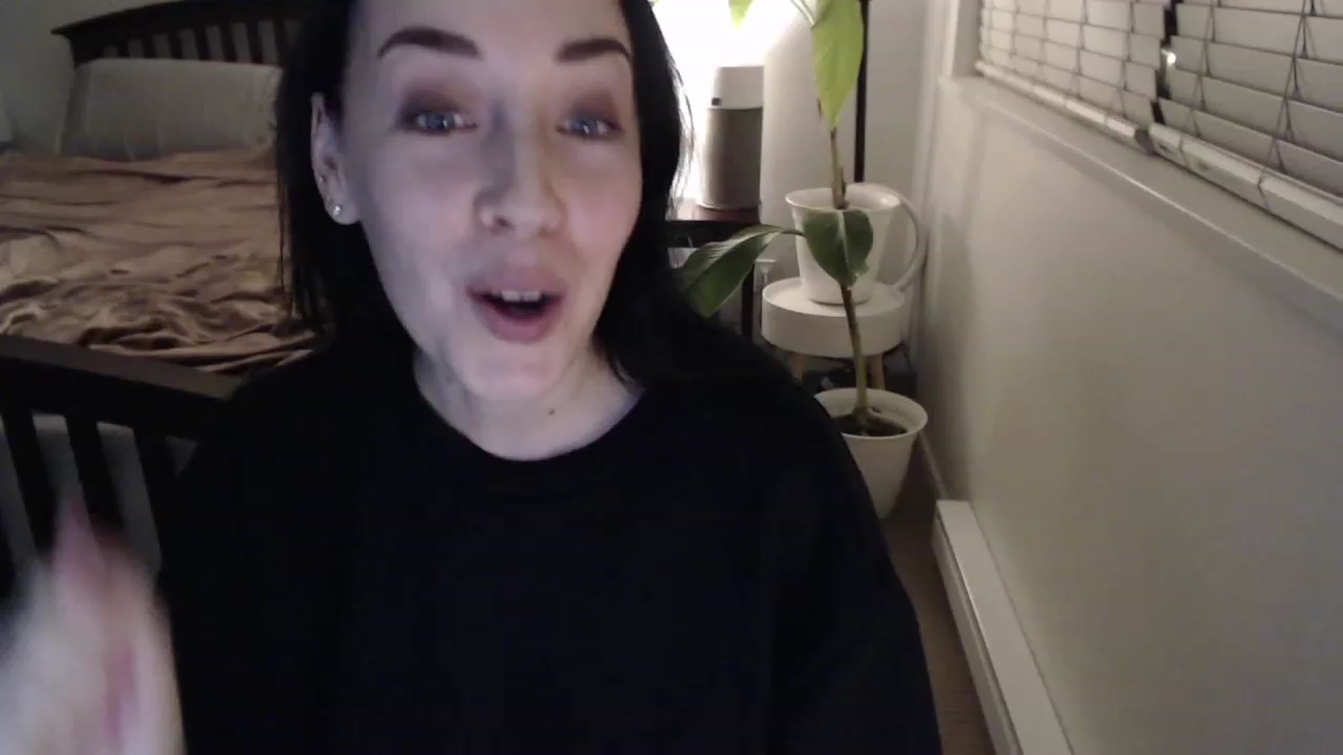 Gallery image thumbnail from AAAAAGHHHHHHH's myfreecams stream on, 12/08/2022, 06:37 image 15 of 20