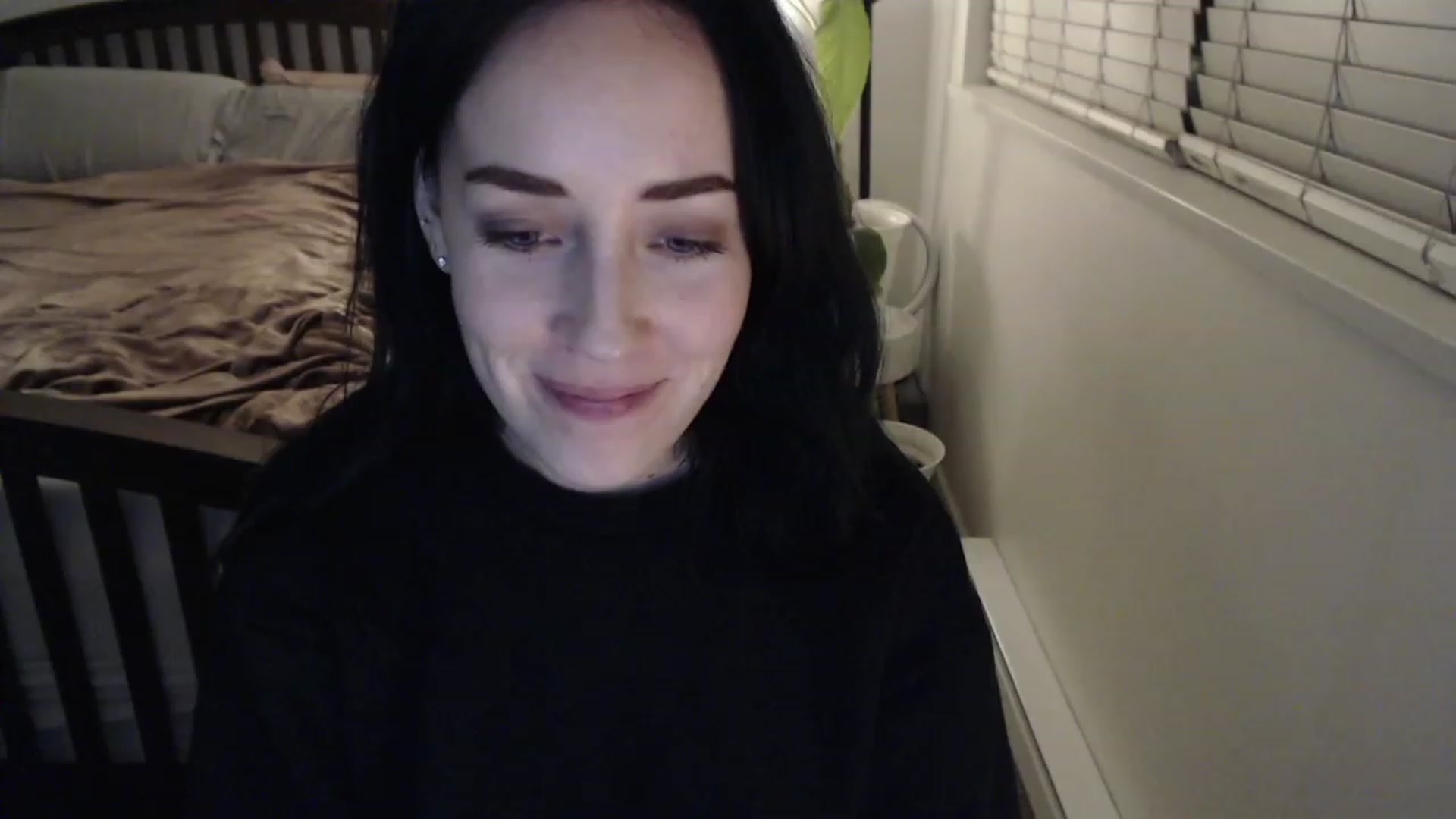 Gallery image thumbnail from AAAAAGHHHHHHH's myfreecams stream on, 12/08/2022, 06:37 image 18 of 20