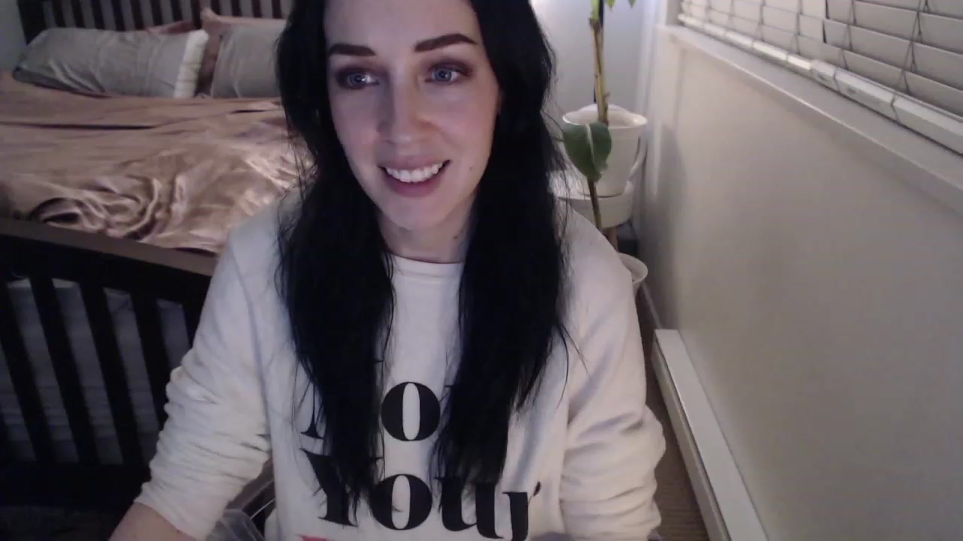 Gallery image thumbnail from AAAAAGHHHHHHH's myfreecams stream on, 12/10/2022, 04:11 image 16 of 20