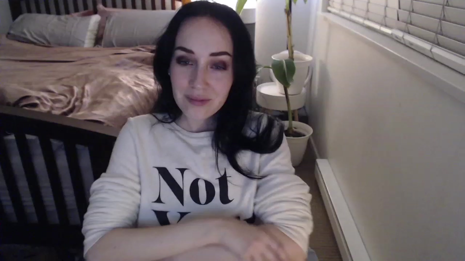 Gallery image thumbnail from AAAAAGHHHHHHH's myfreecams stream on, 12/10/2022, 04:11 image 15 of 20
