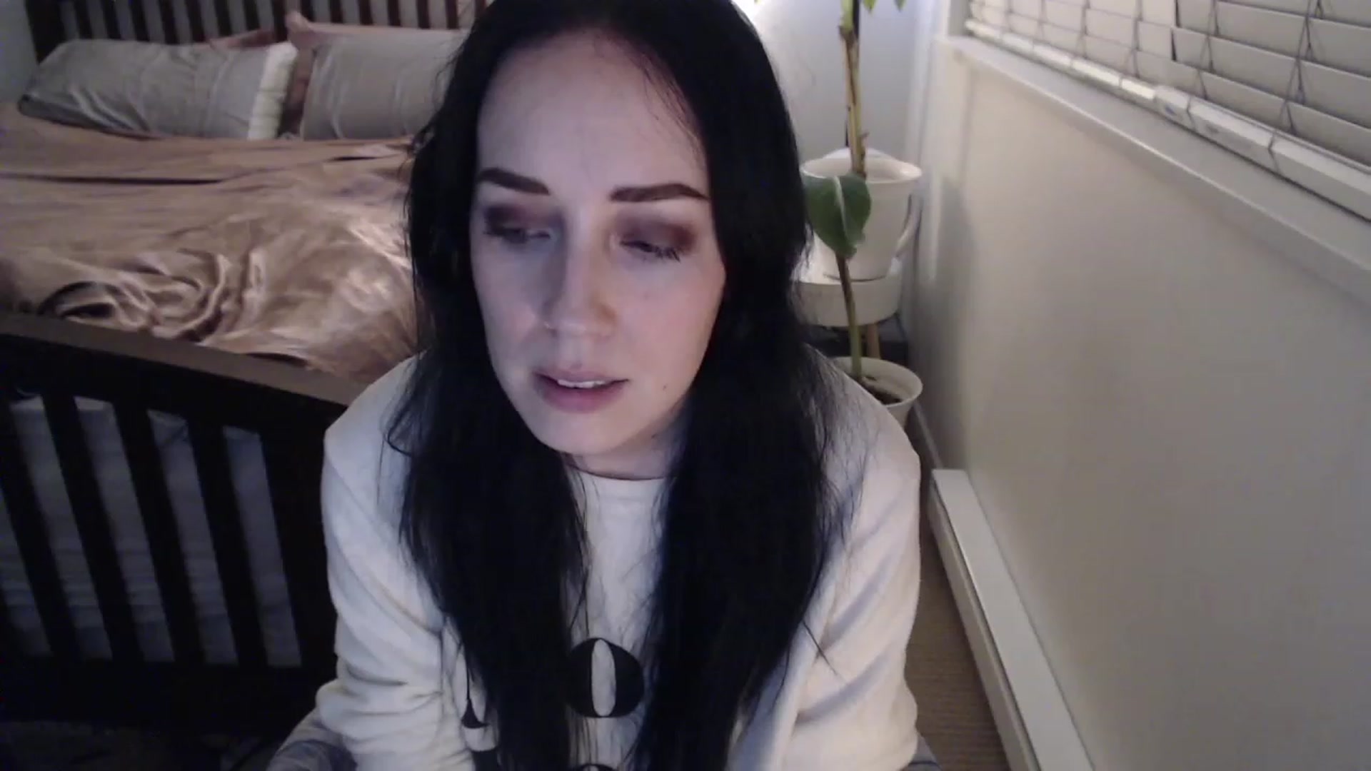 Gallery image thumbnail from AAAAAGHHHHHHH's myfreecams stream on, 12/10/2022, 04:11 image 17 of 20