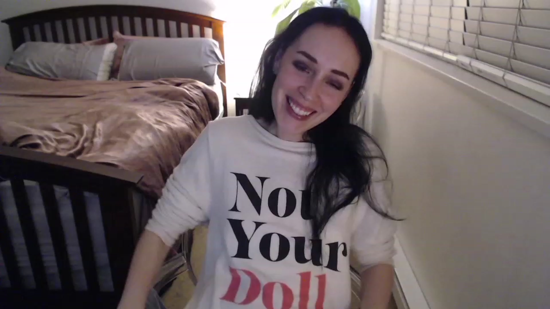 Gallery image thumbnail from AAAAAGHHHHHHH's myfreecams stream on, 12/10/2022, 05:09 image 1 of 20