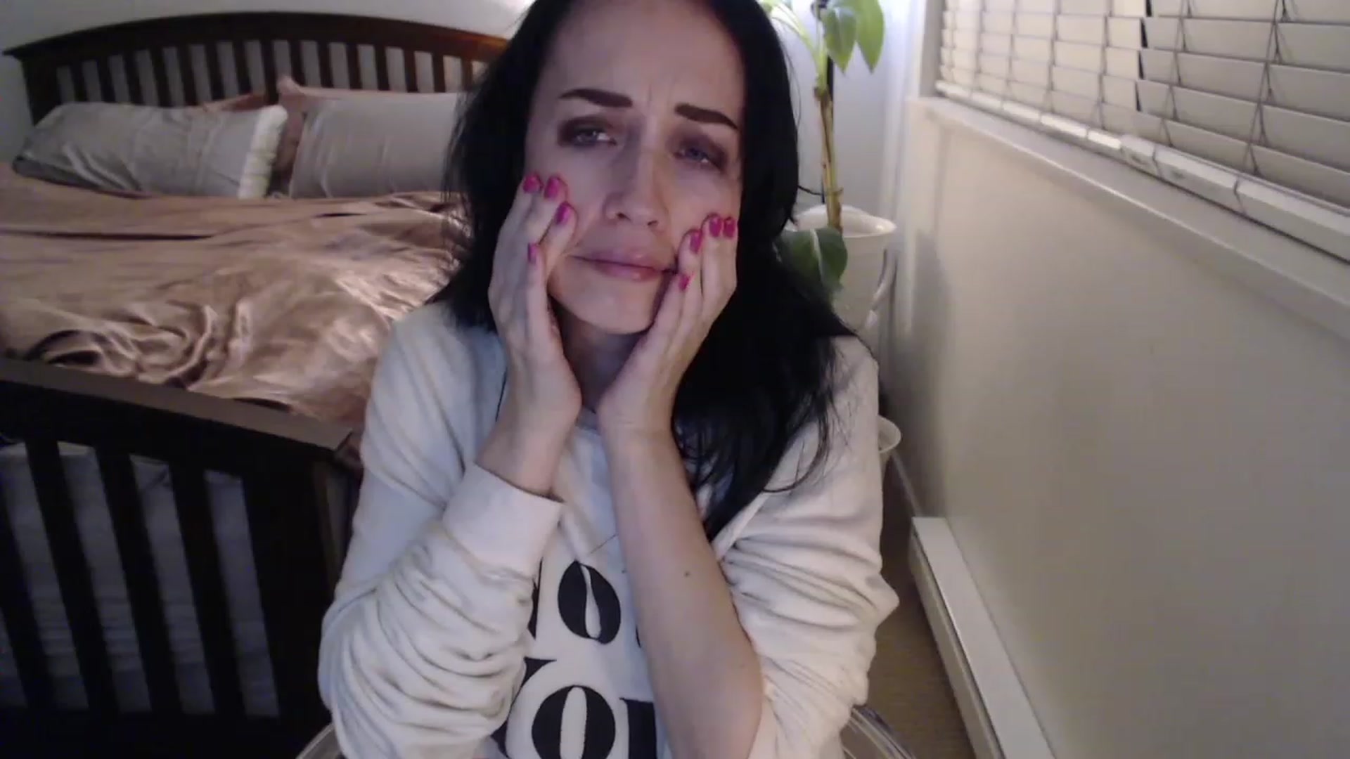 Gallery image thumbnail from AAAAAGHHHHHHH's myfreecams stream on, 12/10/2022, 05:09 image 18 of 20