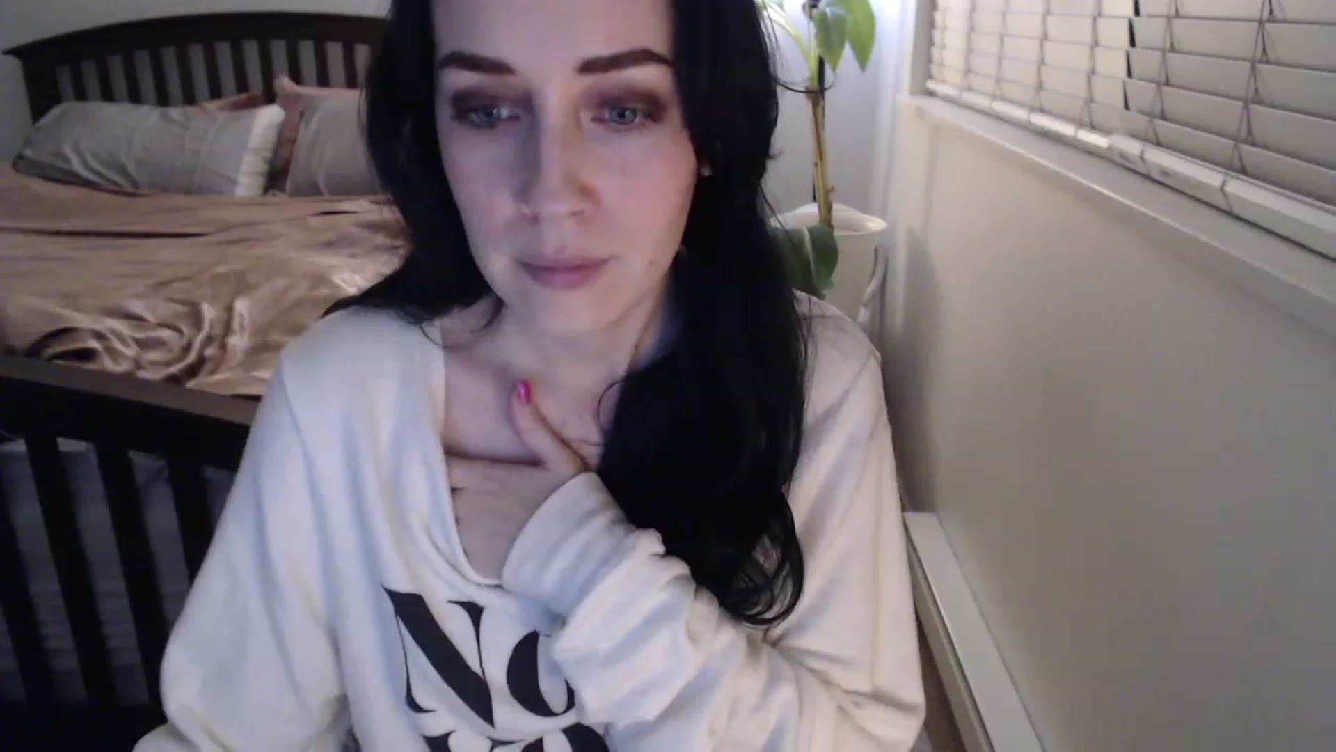 Gallery image thumbnail from AAAAAGHHHHHHH's myfreecams stream on, 12/10/2022, 05:09 image 10 of 20