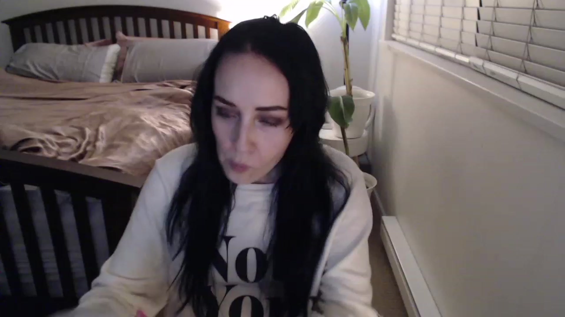 Gallery image thumbnail from AAAAAGHHHHHHH's myfreecams stream on, 12/10/2022, 05:09 image 13 of 20