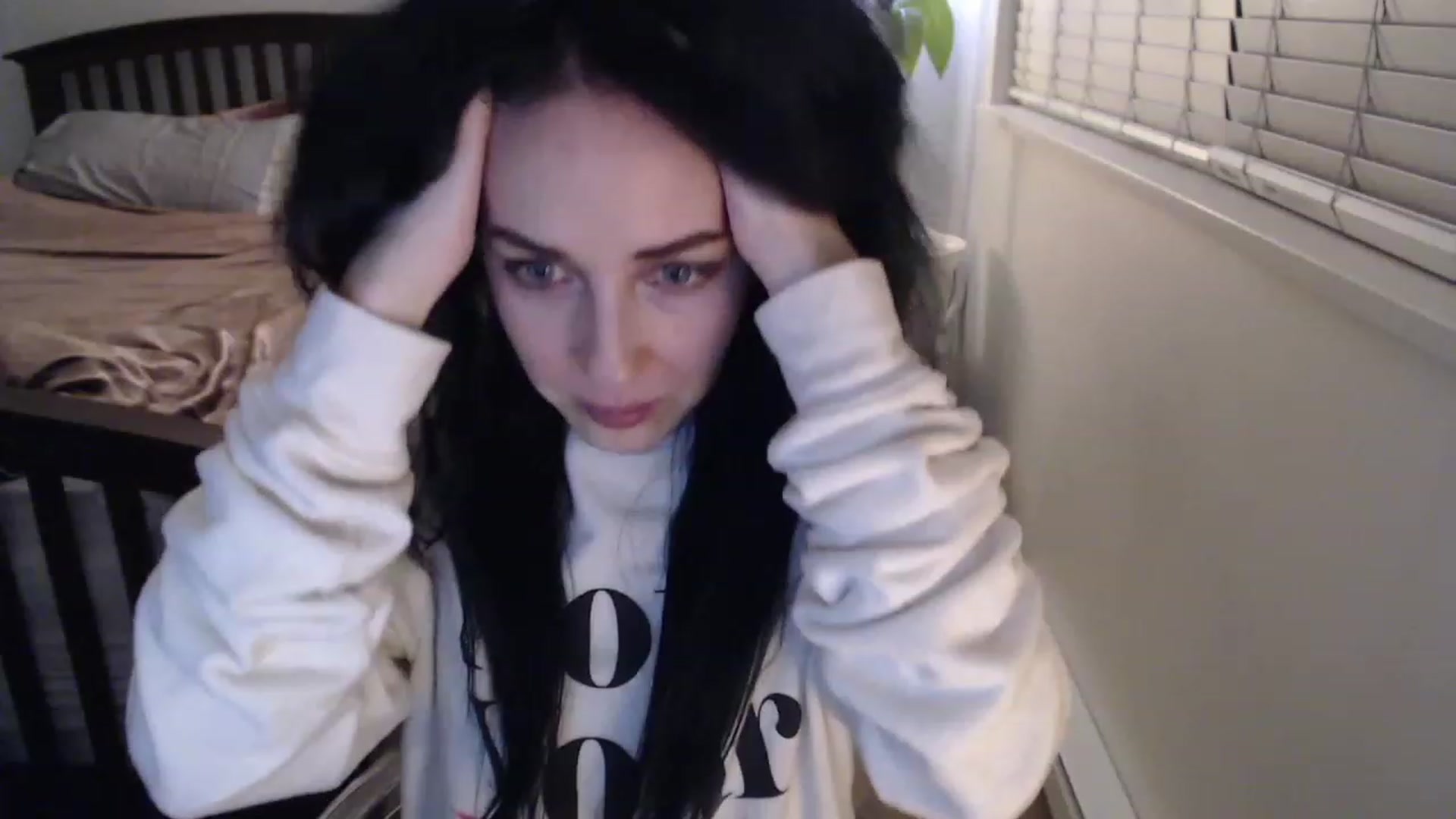 Gallery image thumbnail from AAAAAGHHHHHHH's myfreecams stream on, 12/10/2022, 05:09 image 12 of 20