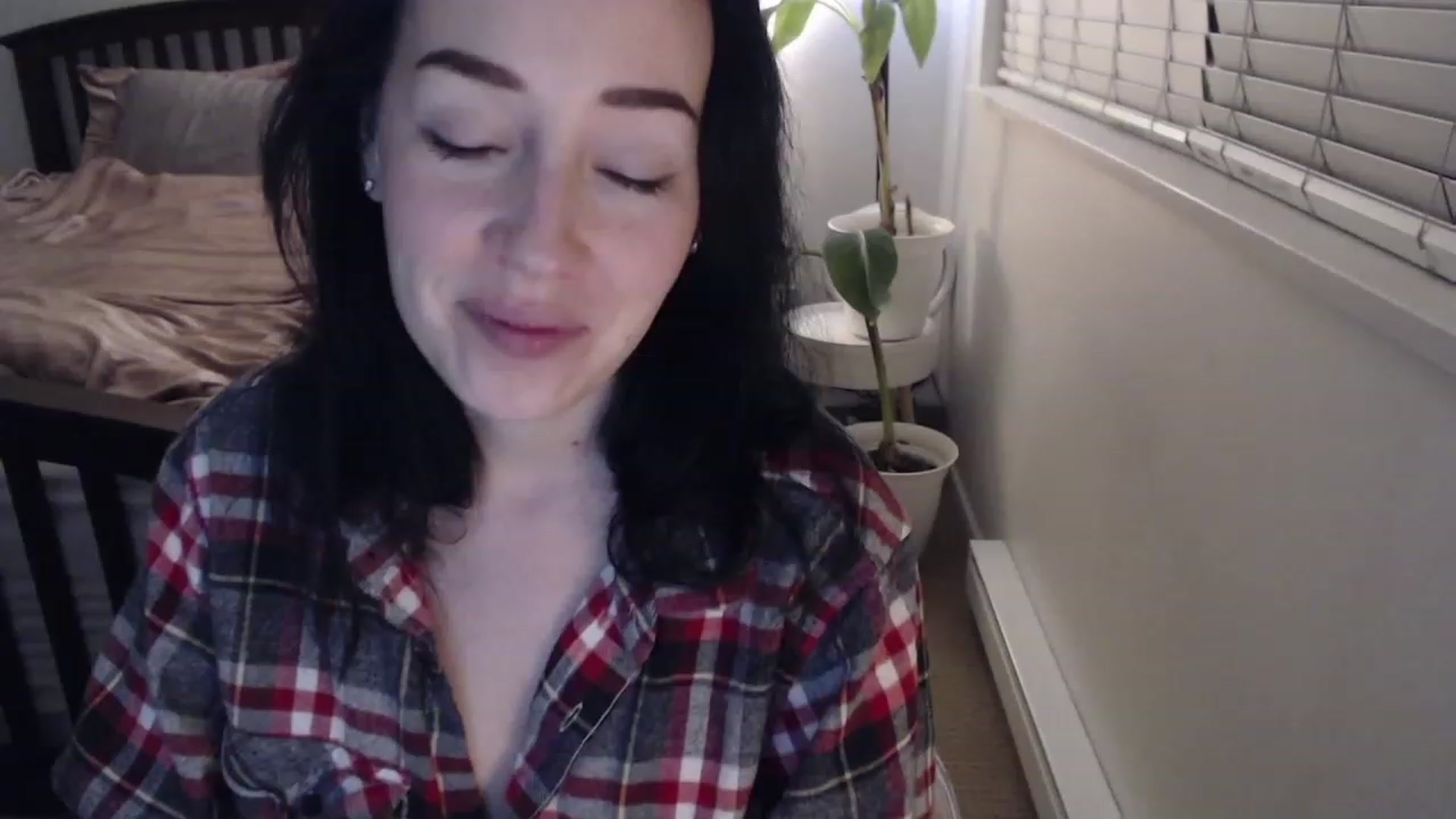 Gallery image thumbnail from AAAAAGHHHHHHH's myfreecams stream on, 12/12/2022, 03:45 image 2 of 20
