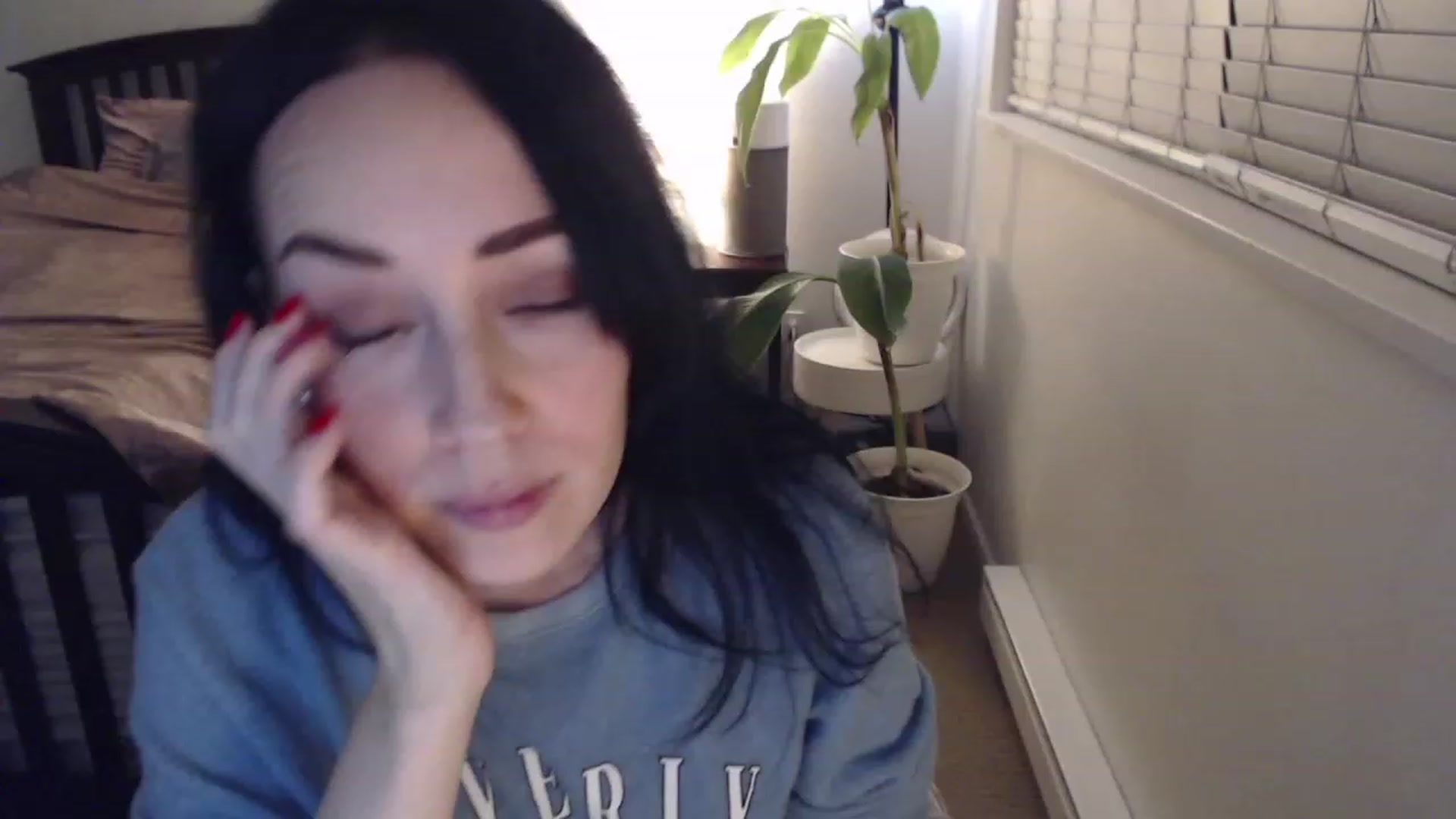 Gallery image thumbnail from AAAAAGHHHHHHH's myfreecams stream on, 12/13/2022, 05:13 image 19 of 20