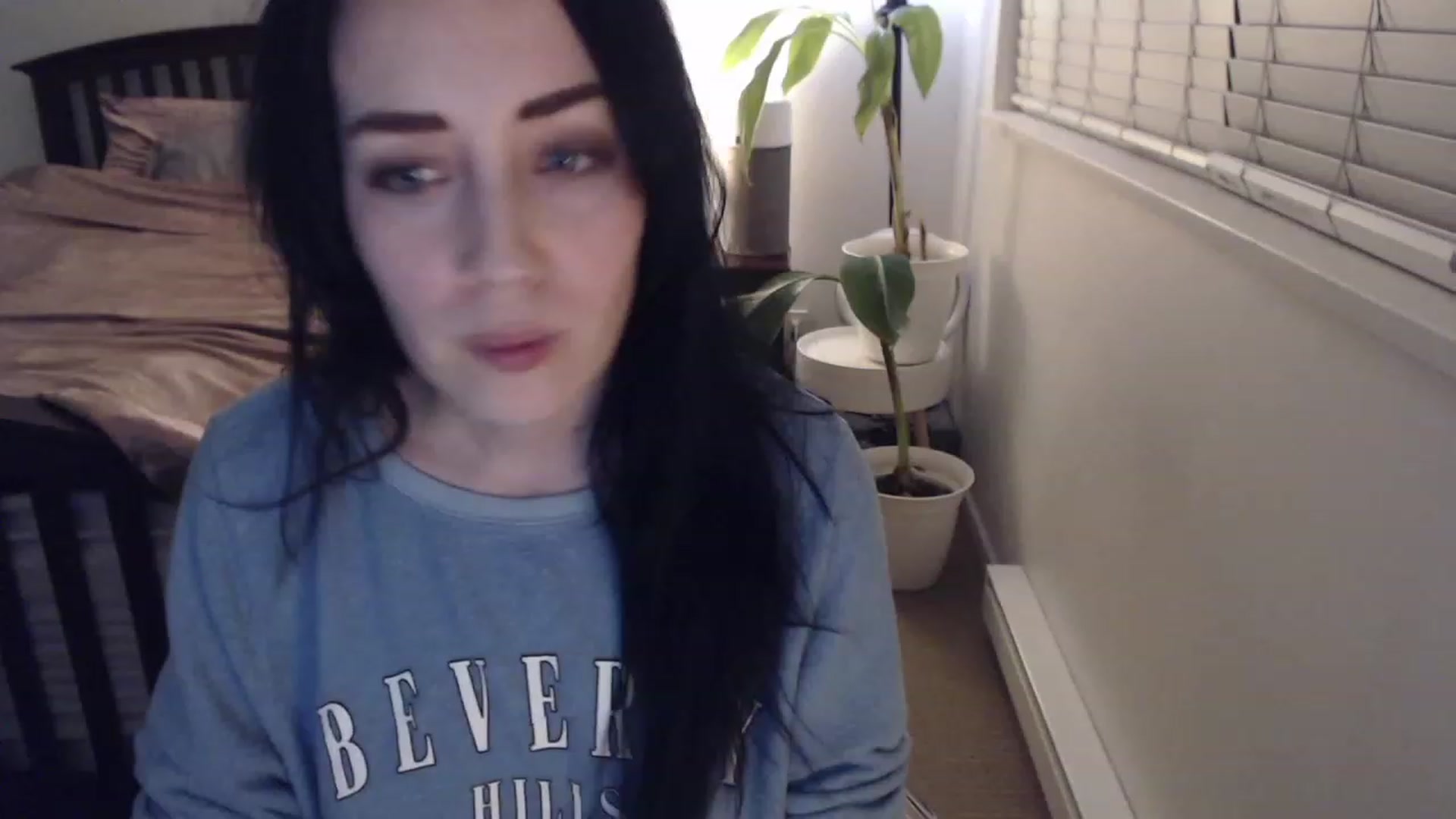 Gallery image thumbnail from AAAAAGHHHHHHH's myfreecams stream on, 12/13/2022, 05:13 image 7 of 20