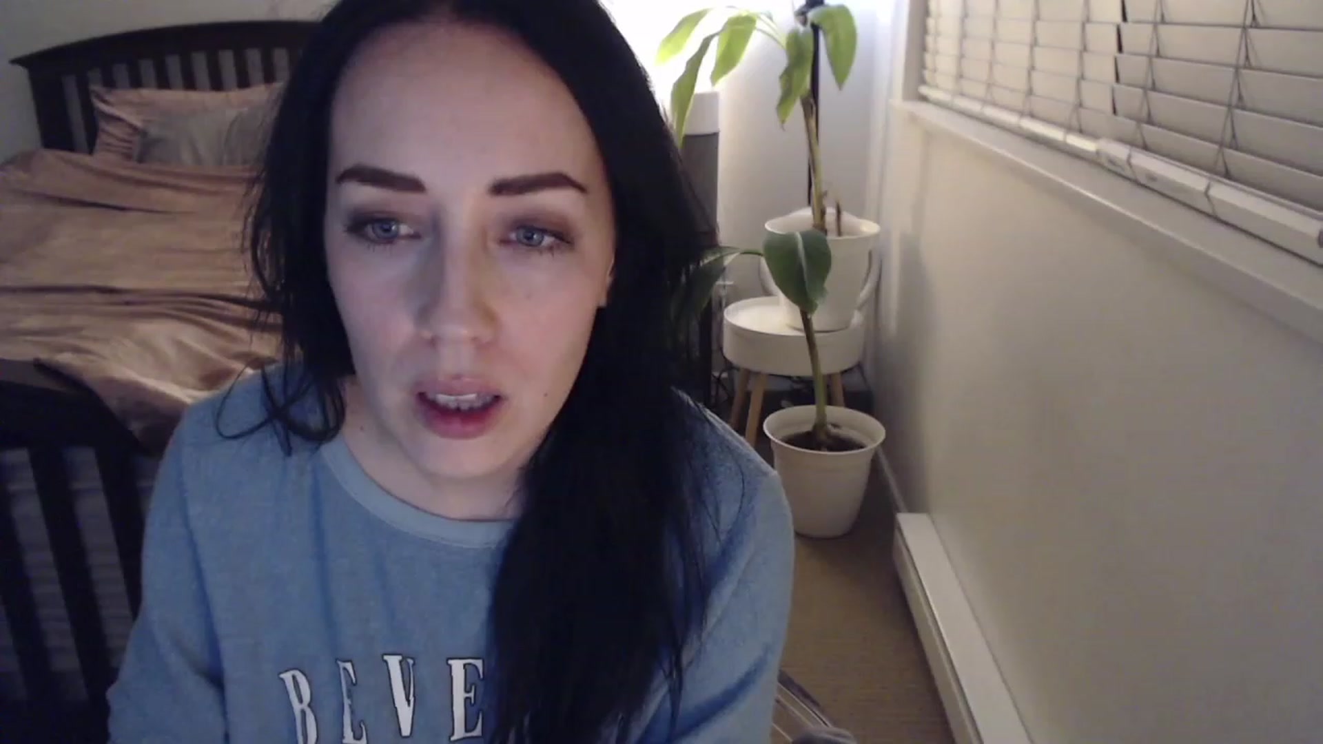 Gallery image thumbnail from AAAAAGHHHHHHH's myfreecams stream on, 12/13/2022, 05:13 image 9 of 20