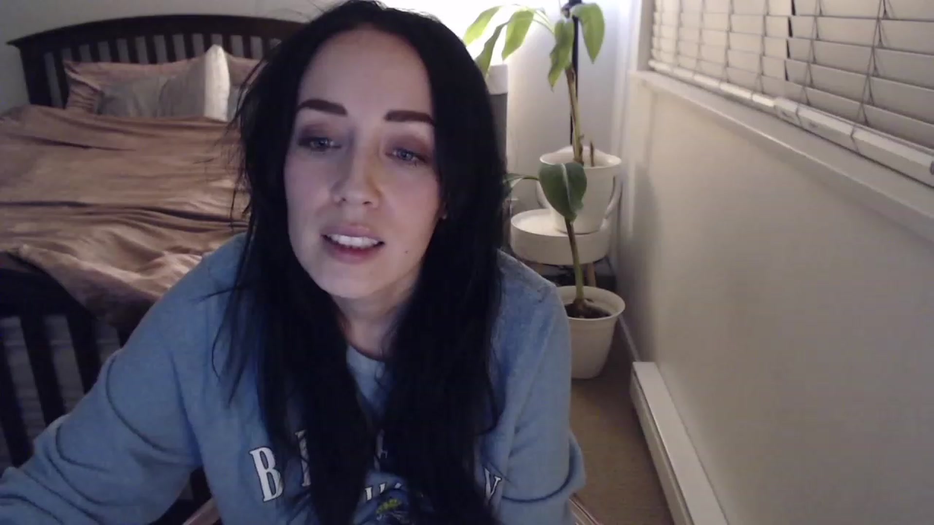 Gallery image thumbnail from AAAAAGHHHHHHH's myfreecams stream on, 12/13/2022, 05:13 image 4 of 20