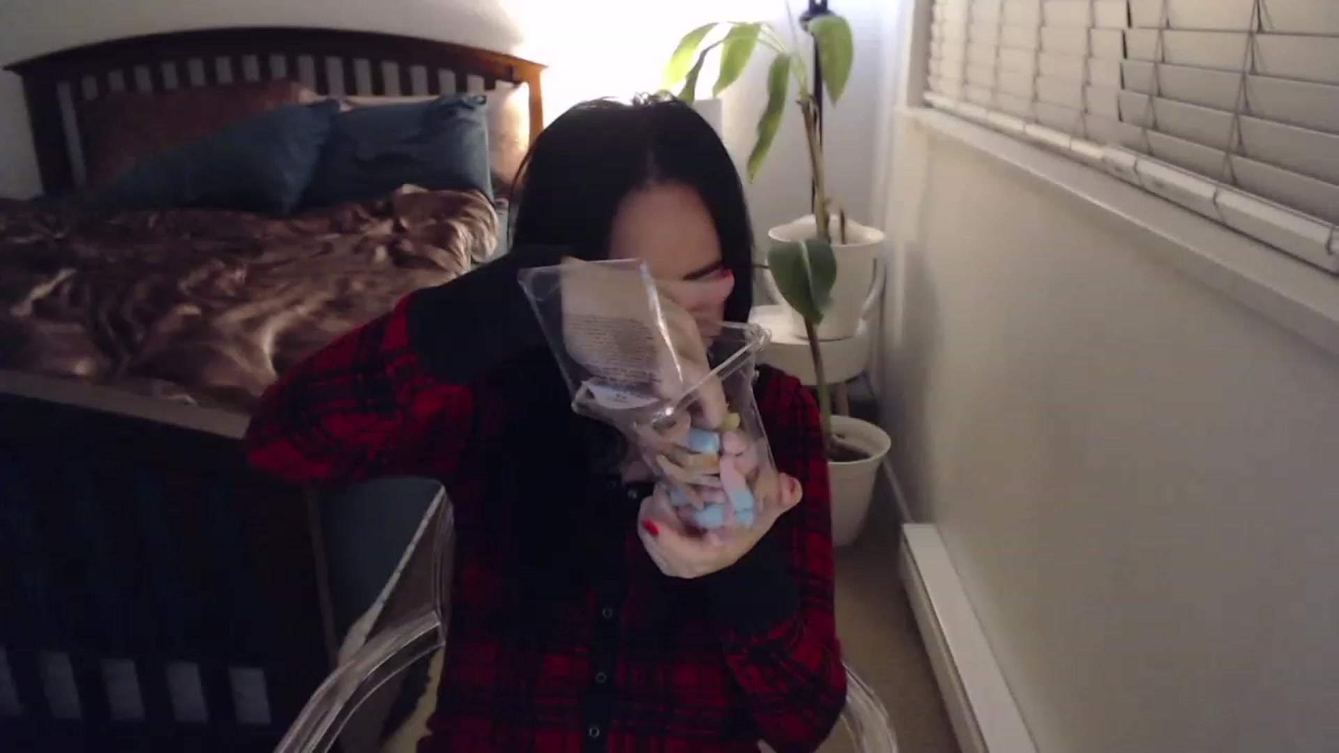 Gallery image thumbnail from AAAAAGHHHHHHH's myfreecams stream on, 12/15/2022, 04:42 image 4 of 20