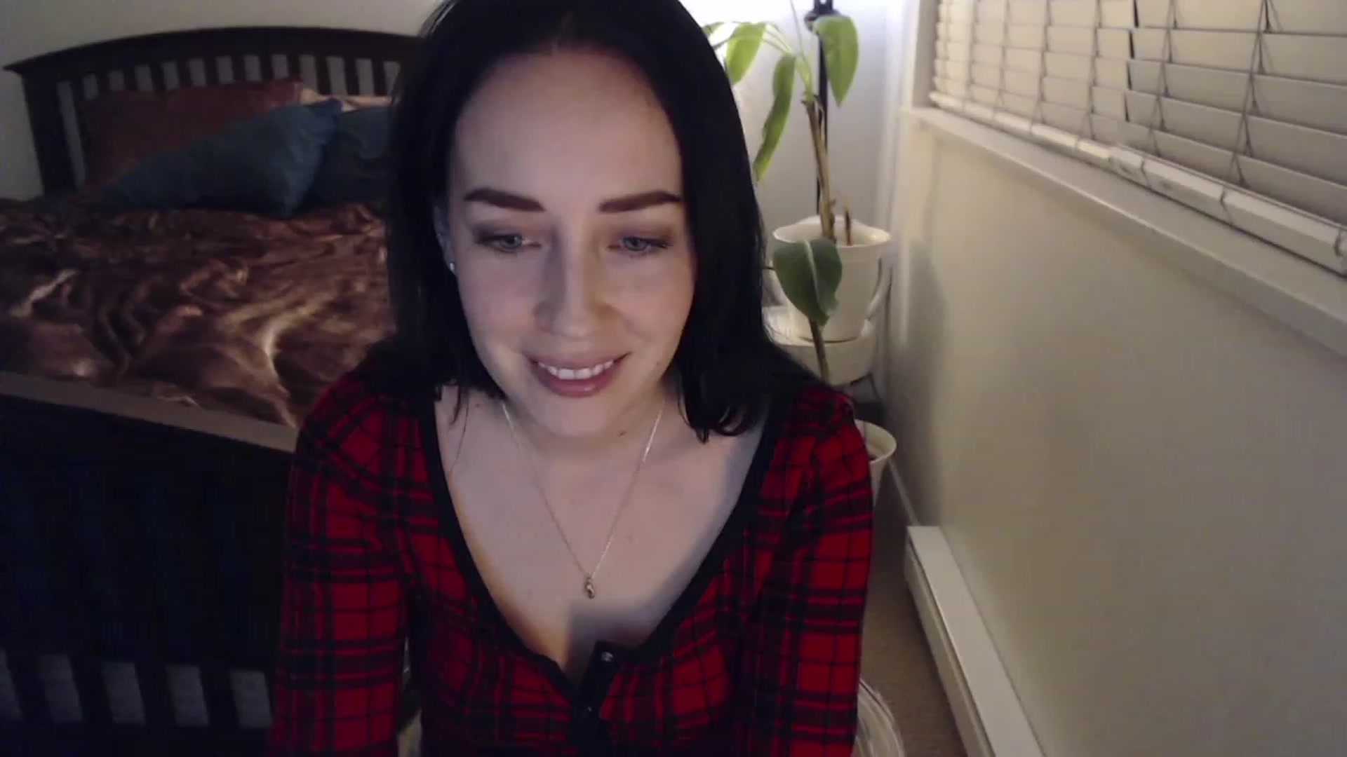 Gallery image thumbnail from AAAAAGHHHHHHH's myfreecams stream on, 12/15/2022, 04:42 image 15 of 20
