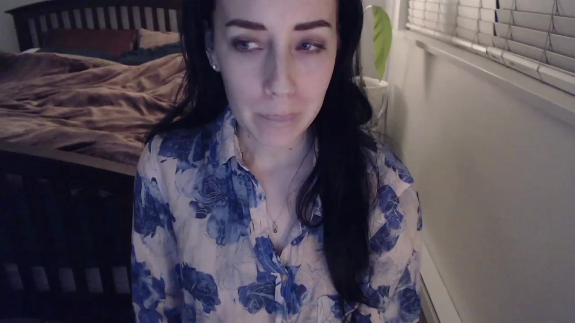 Gallery image thumbnail from AAAAAGHHHHHHH's myfreecams stream on, 12/17/2022, 04:25 image 18 of 20