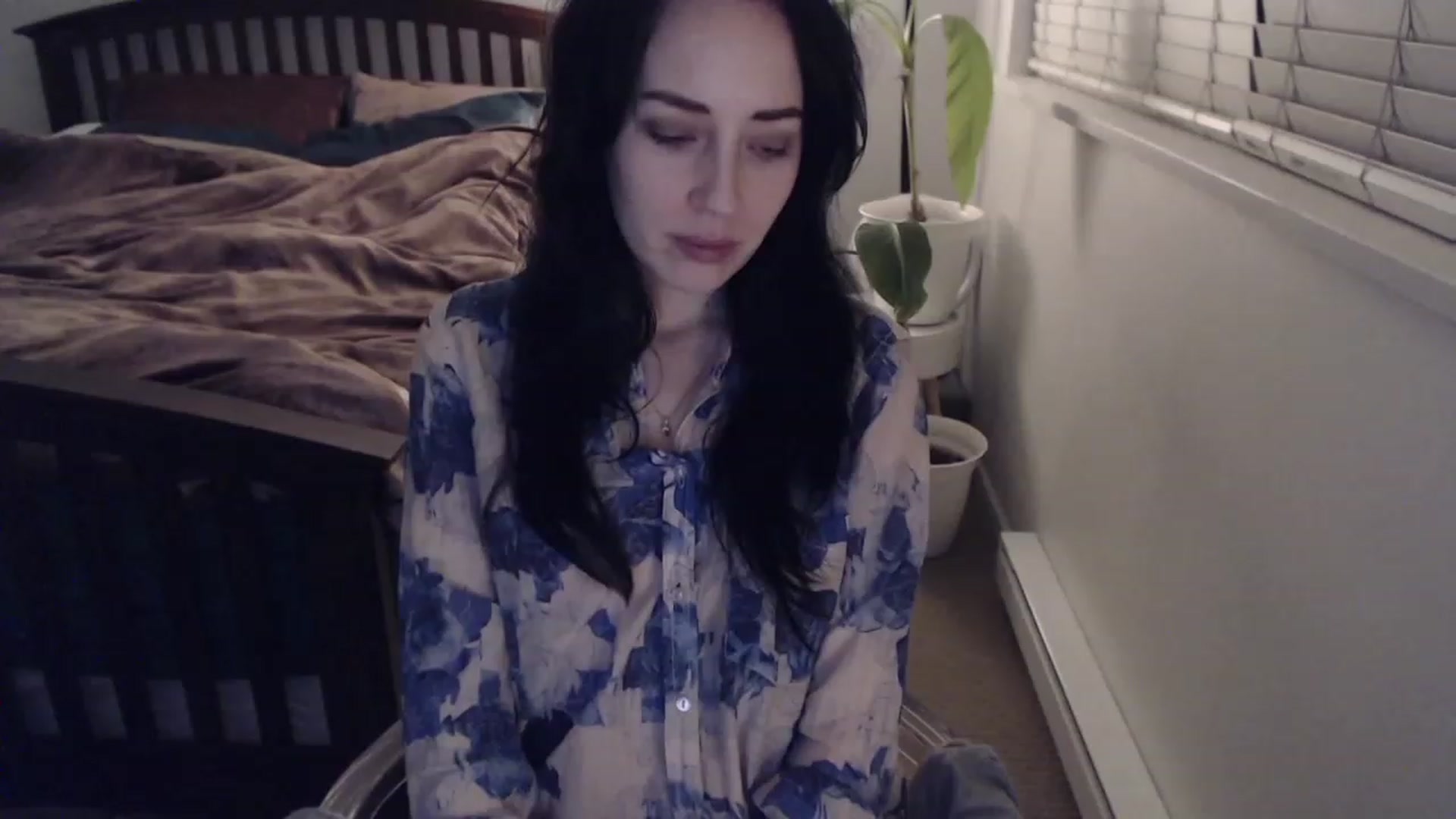 Gallery image thumbnail from AAAAAGHHHHHHH's myfreecams stream on, 12/17/2022, 04:25 image 4 of 20