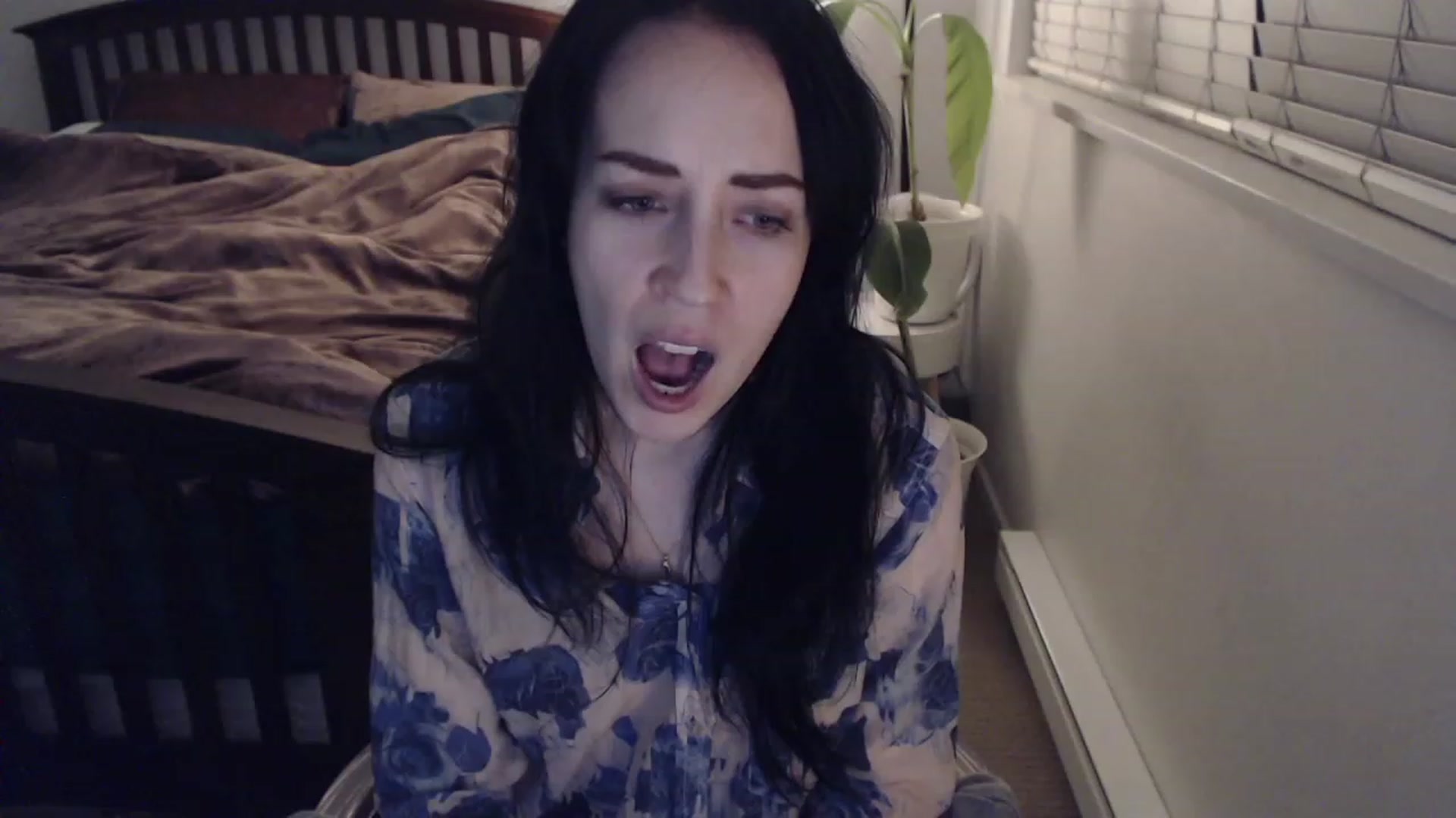 Gallery image thumbnail from AAAAAGHHHHHHH's myfreecams stream on, 12/17/2022, 04:25 image 12 of 20