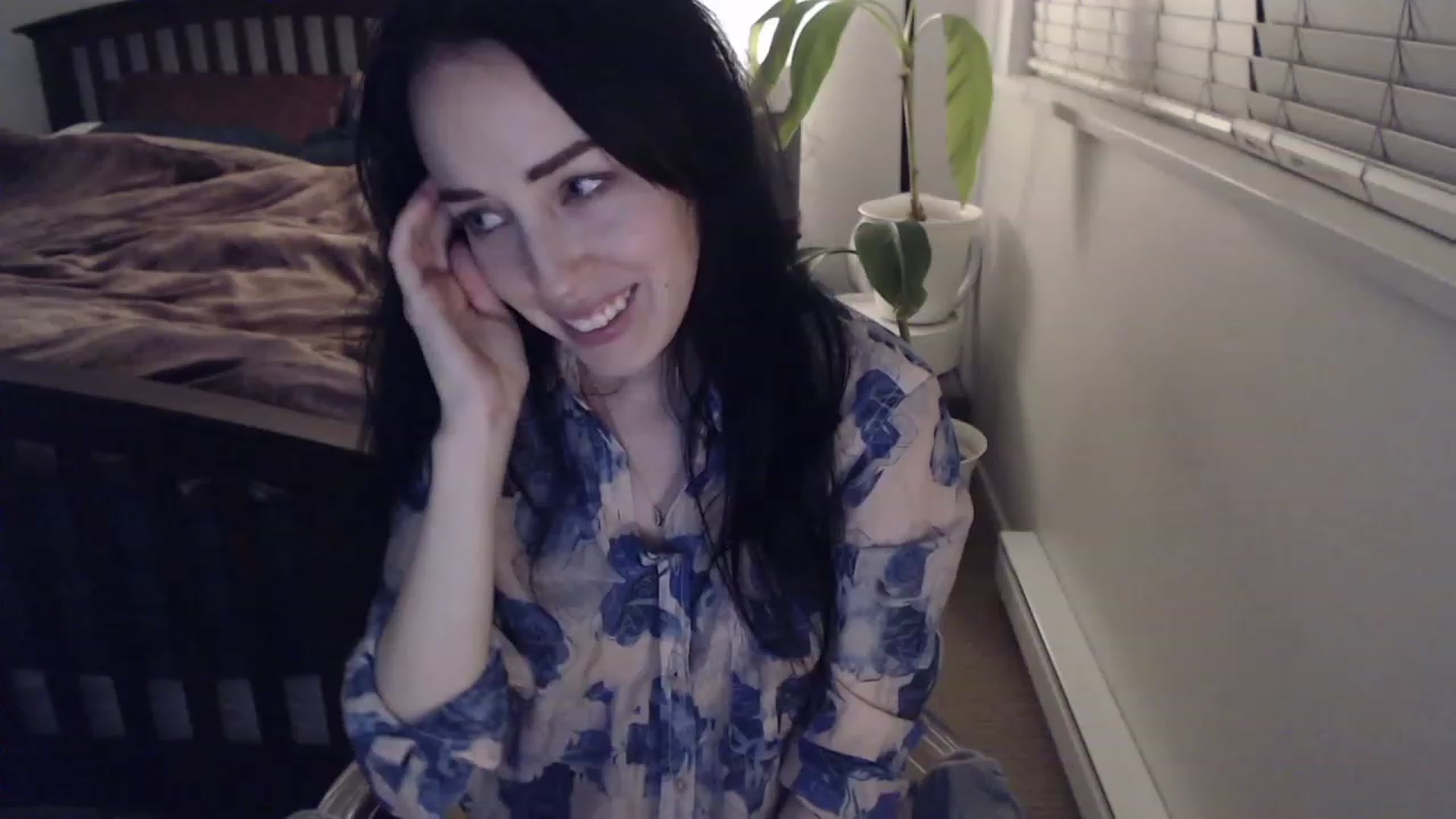 Gallery image thumbnail from AAAAAGHHHHHHH's myfreecams stream on, 12/17/2022, 04:25 image 8 of 20