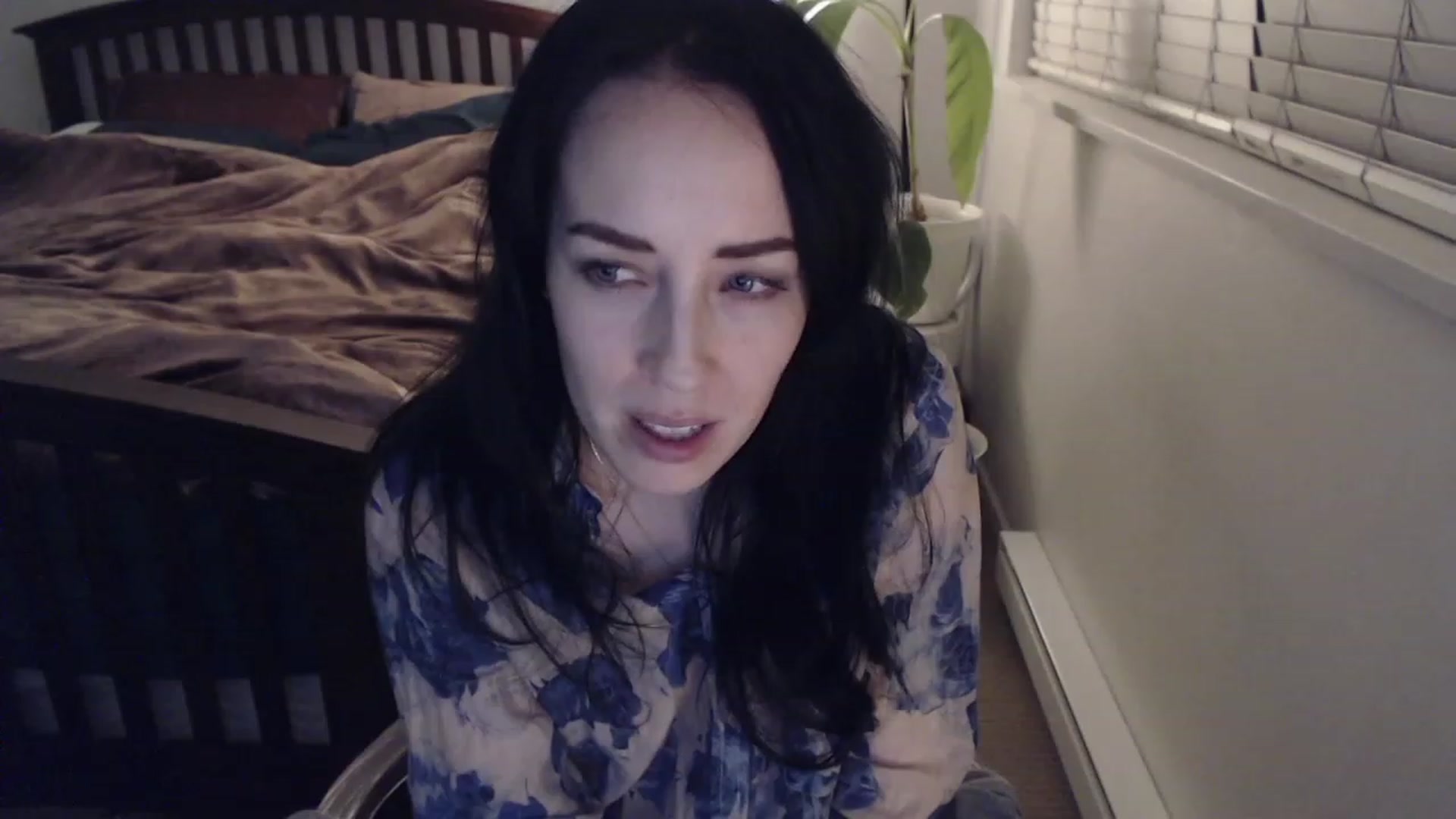 Gallery image thumbnail from AAAAAGHHHHHHH's myfreecams stream on, 12/17/2022, 04:25 image 10 of 20