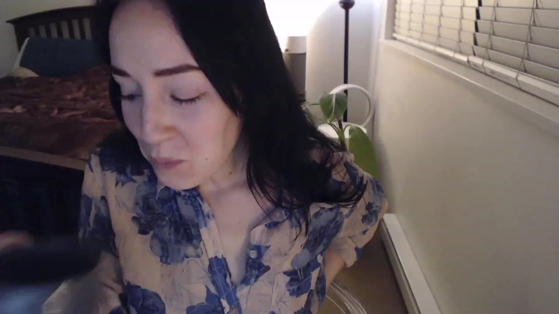 Gallery image thumbnail from AAAAAGHHHHHHH's myfreecams stream on, 12/28/2022, 03:46 image 5 of 20