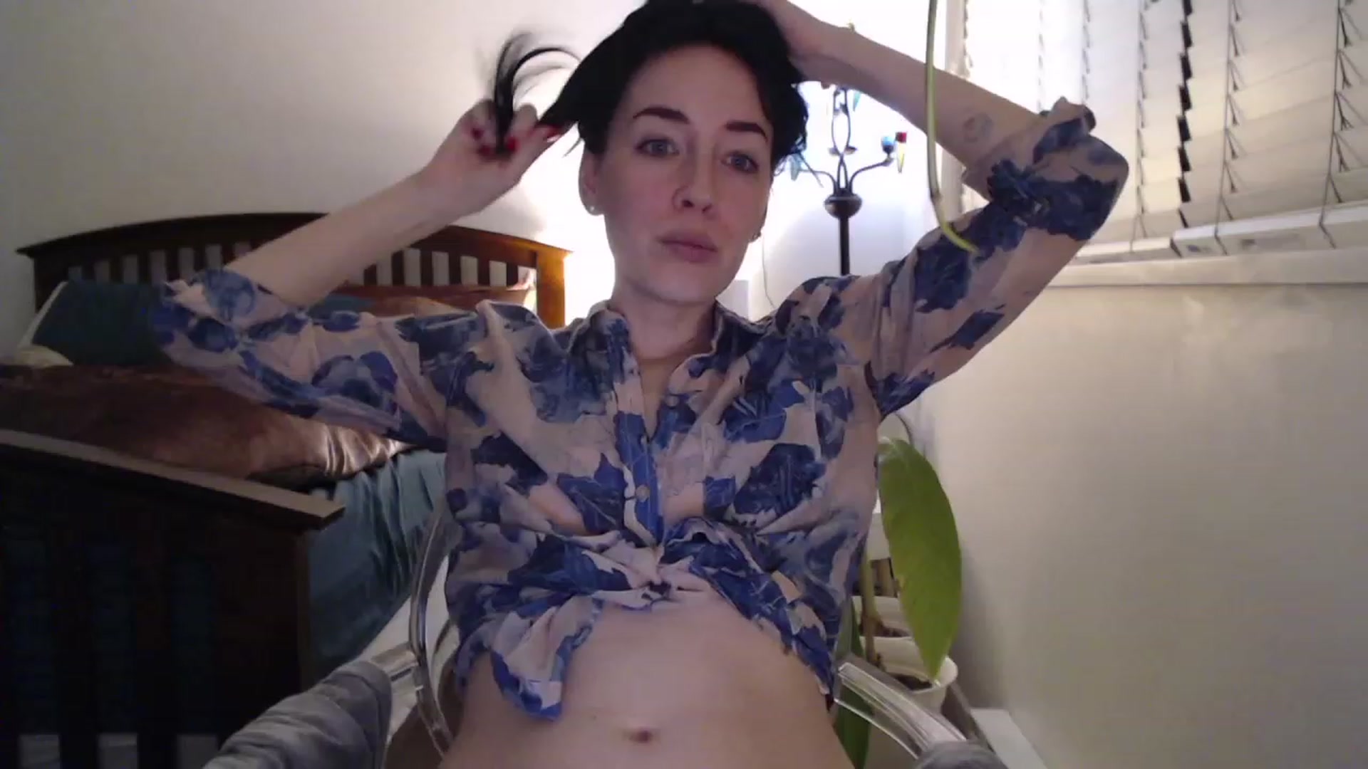 Gallery image thumbnail from AAAAAGHHHHHHH's myfreecams stream on, 12/28/2022, 05:27 image 11 of 20
