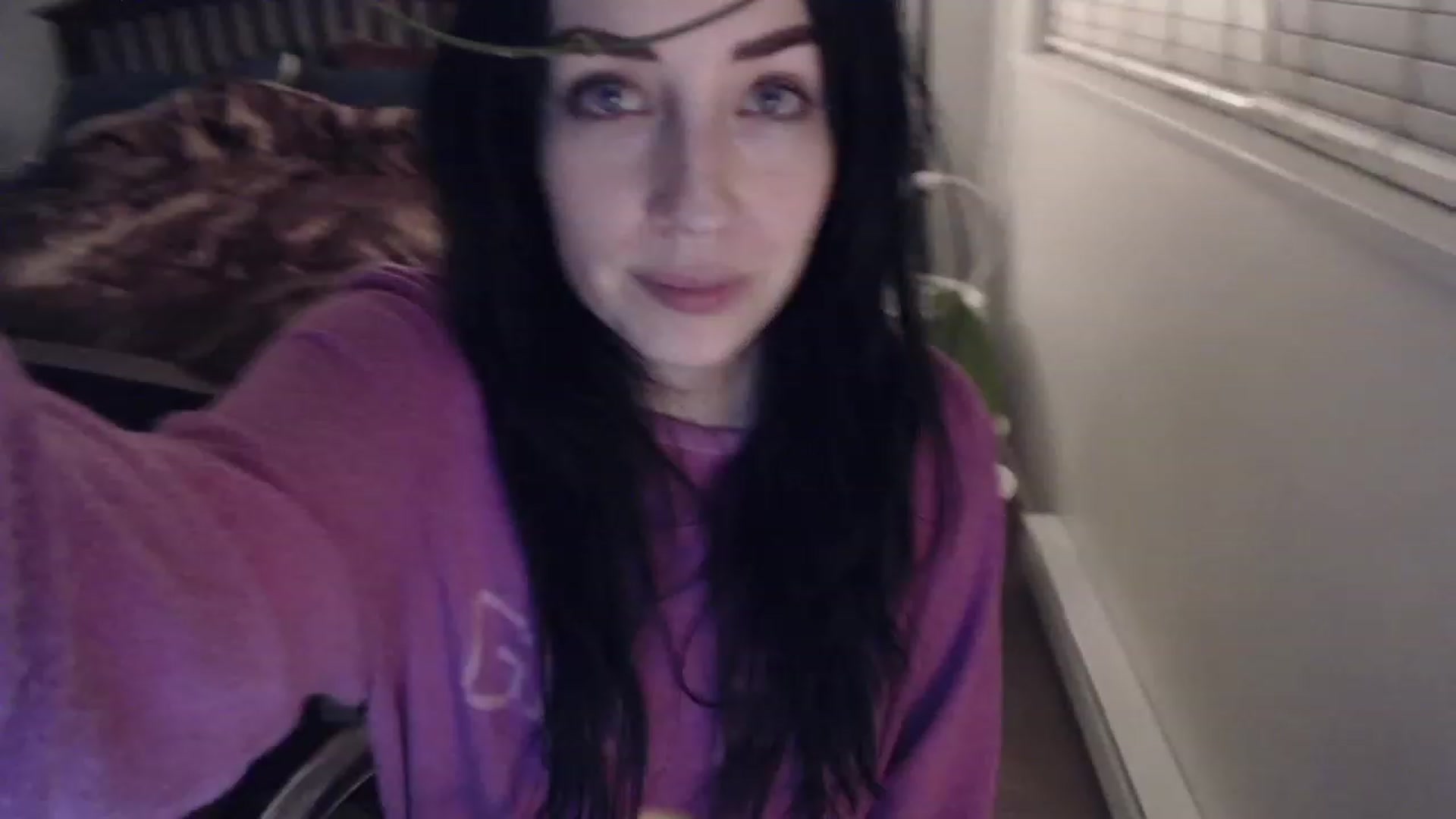 Gallery image thumbnail from AAAAAGHHHHHHH's myfreecams stream on, 12/30/2022, 04:33 image 3 of 20