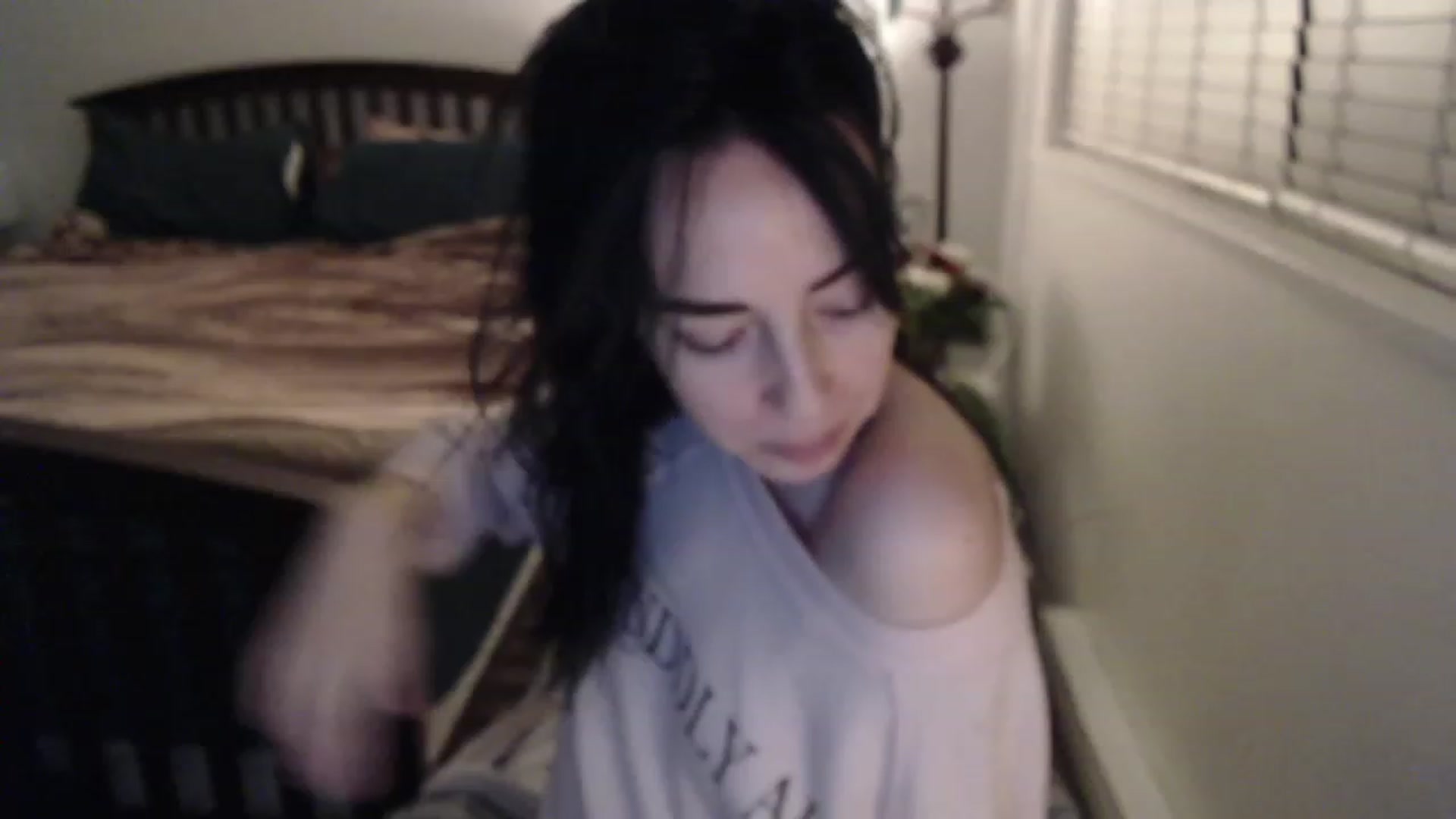 Gallery image thumbnail from AAAAAGHHHHHHH's myfreecams stream on, 01/05/2023, 04:30 image 3 of 20