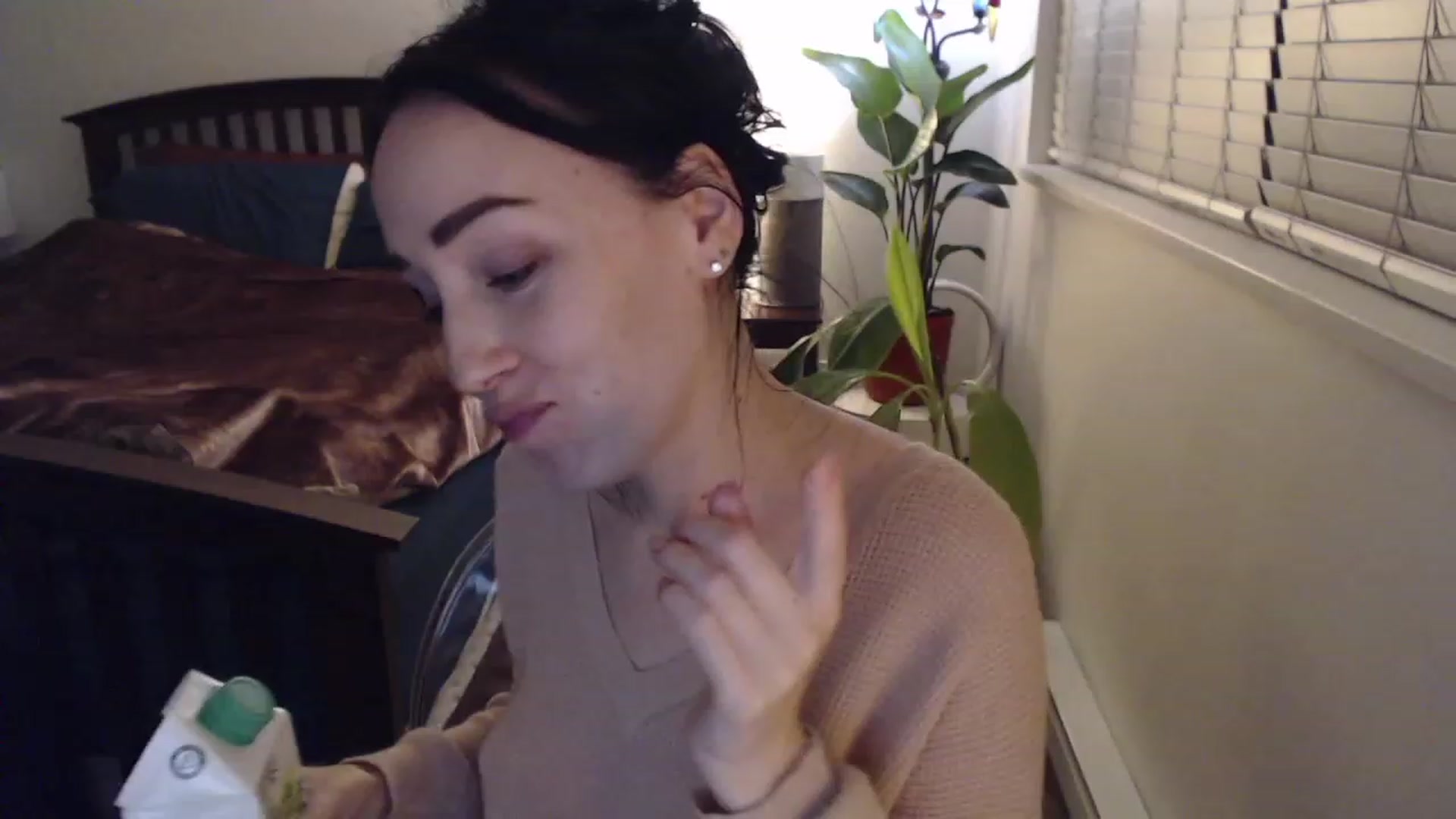 Gallery image thumbnail from AAAAAGHHHHHHH's myfreecams stream on, 01/12/2023, 04:26 image 8 of 20