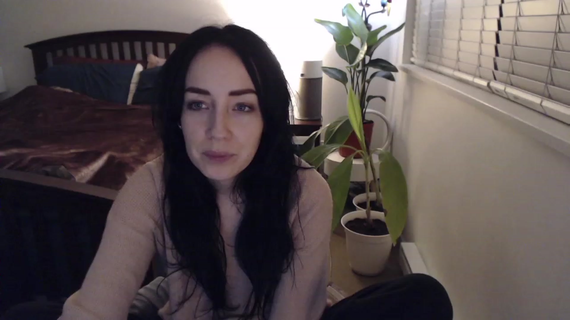 Gallery image thumbnail from AAAAAGHHHHHHH's myfreecams stream on, 01/12/2023, 04:26 image 13 of 20