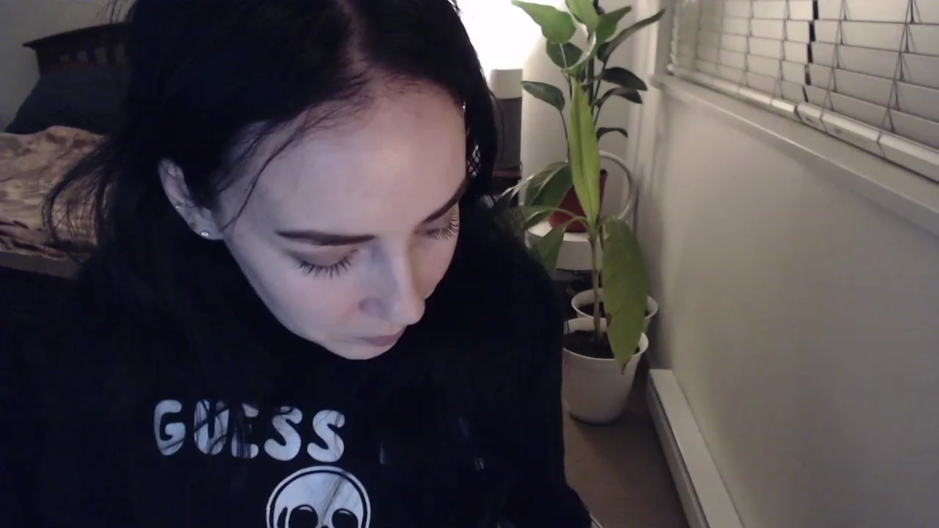 Gallery image thumbnail from AAAAAGHHHHHHH's myfreecams stream on, 01/16/2023, 05:20 image 14 of 20