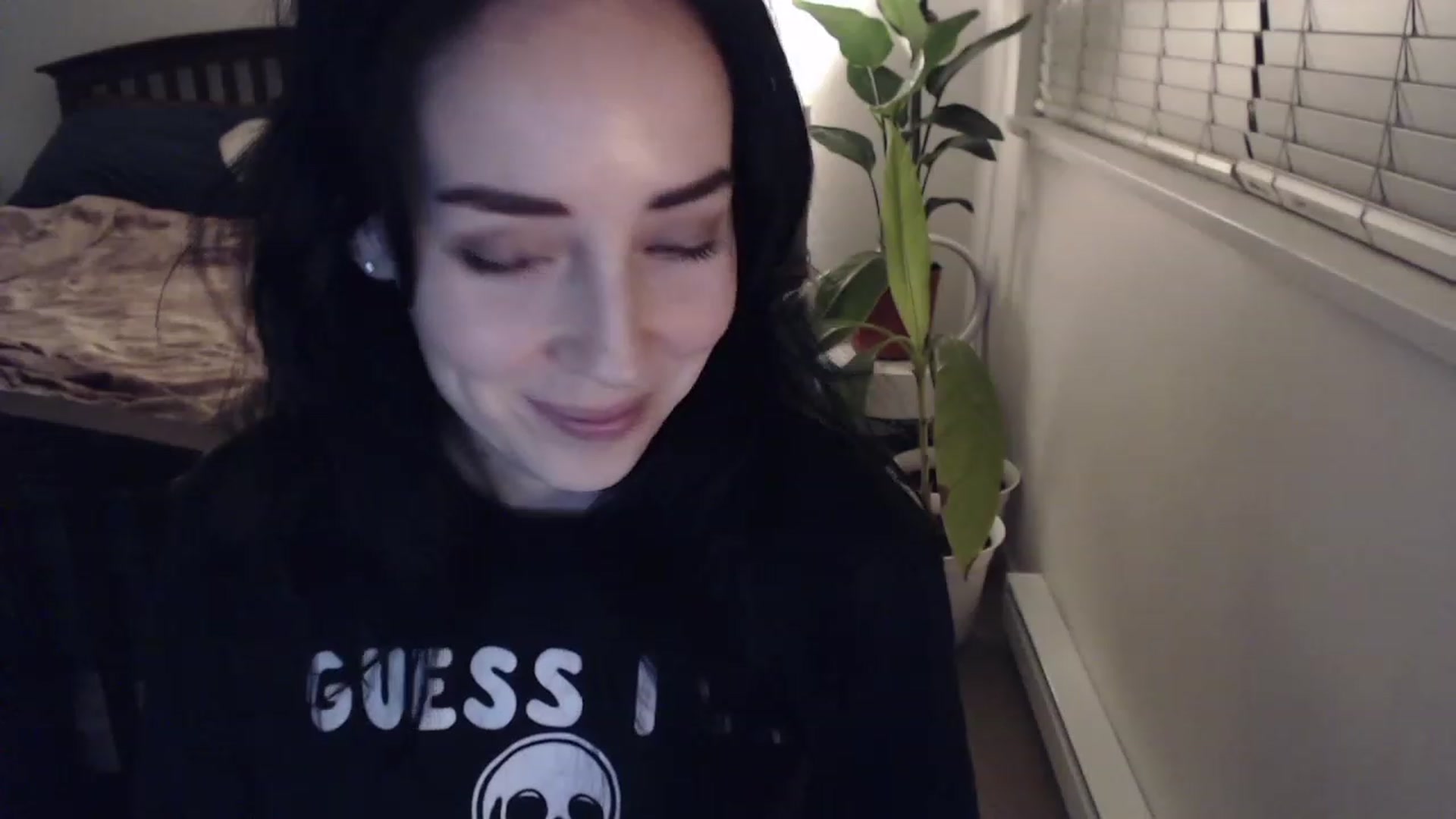 Gallery image thumbnail from AAAAAGHHHHHHH's myfreecams stream on, 01/16/2023, 05:20 image 13 of 20