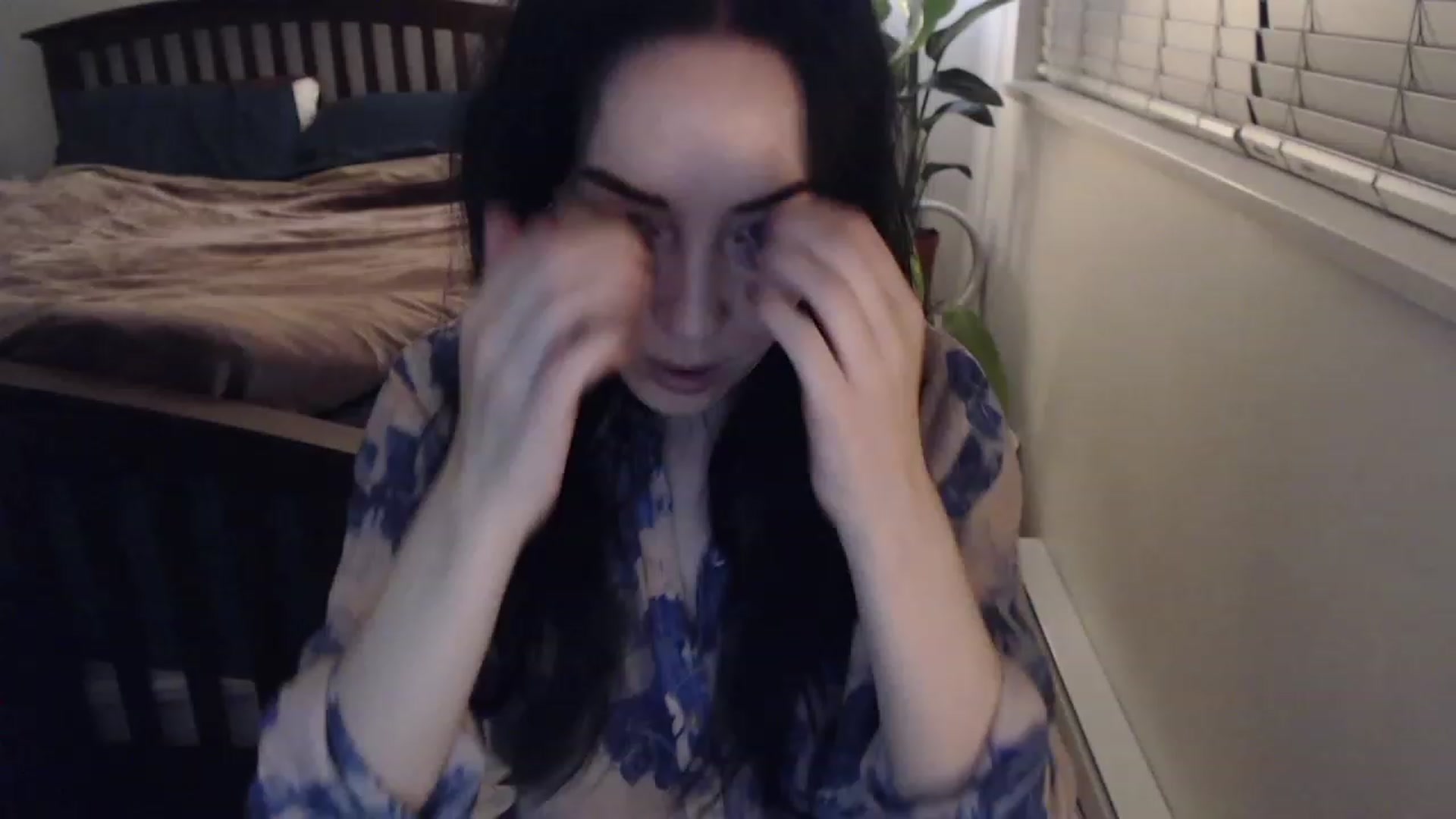 Gallery image thumbnail from AAAAAGHHHHHHH's myfreecams stream on, 01/18/2023, 03:01 image 17 of 20