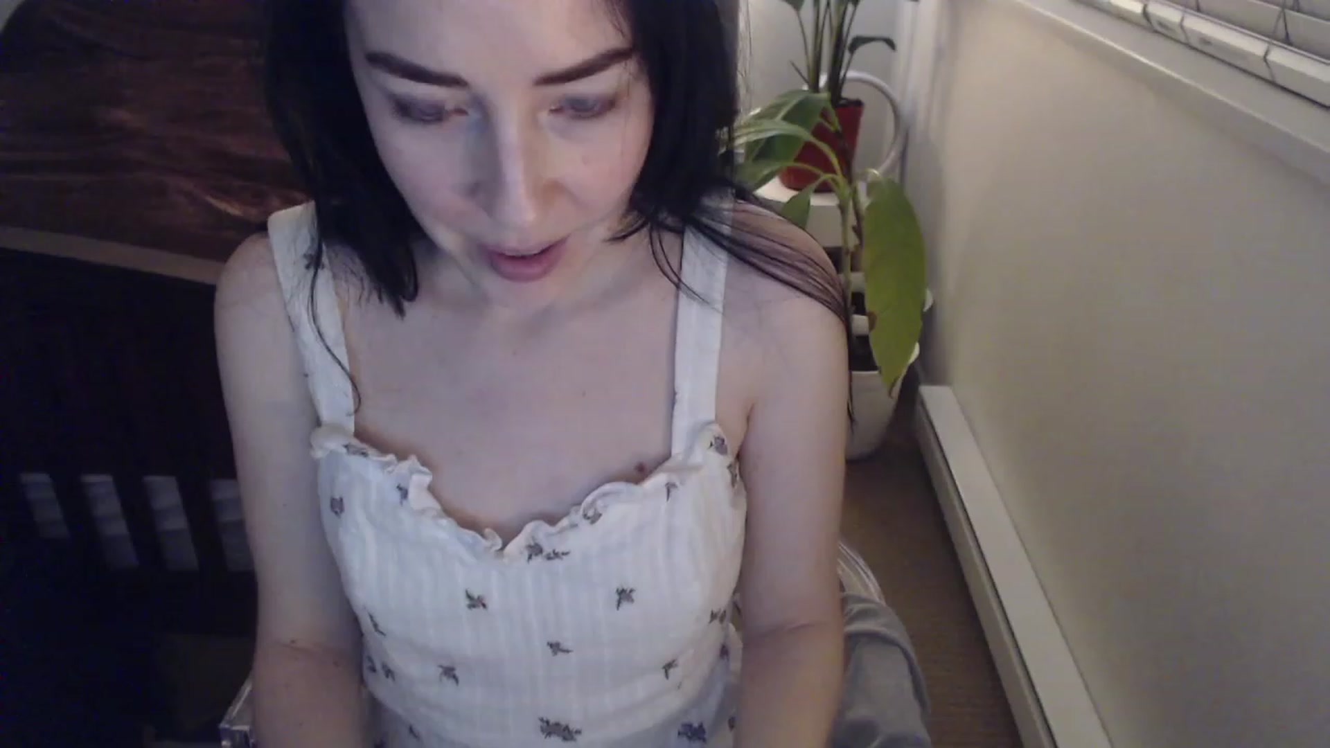 Gallery image thumbnail from AAAAAGHHHHHHH's myfreecams stream on, 01/23/2023, 04:26 image 4 of 20