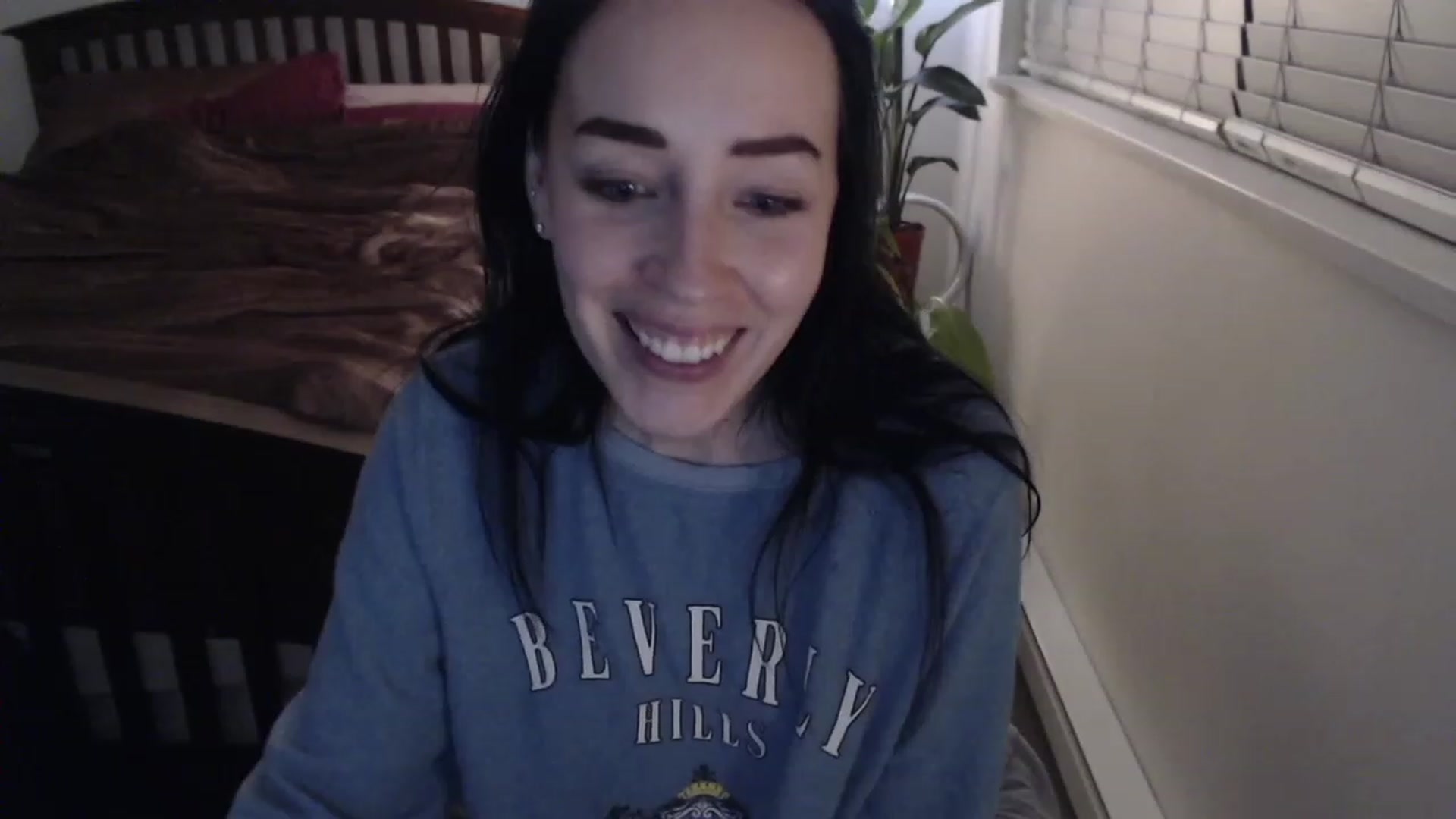 Gallery image thumbnail from AAAAAGHHHHHHH's myfreecams stream on, 01/27/2023, 04:35 image 18 of 20