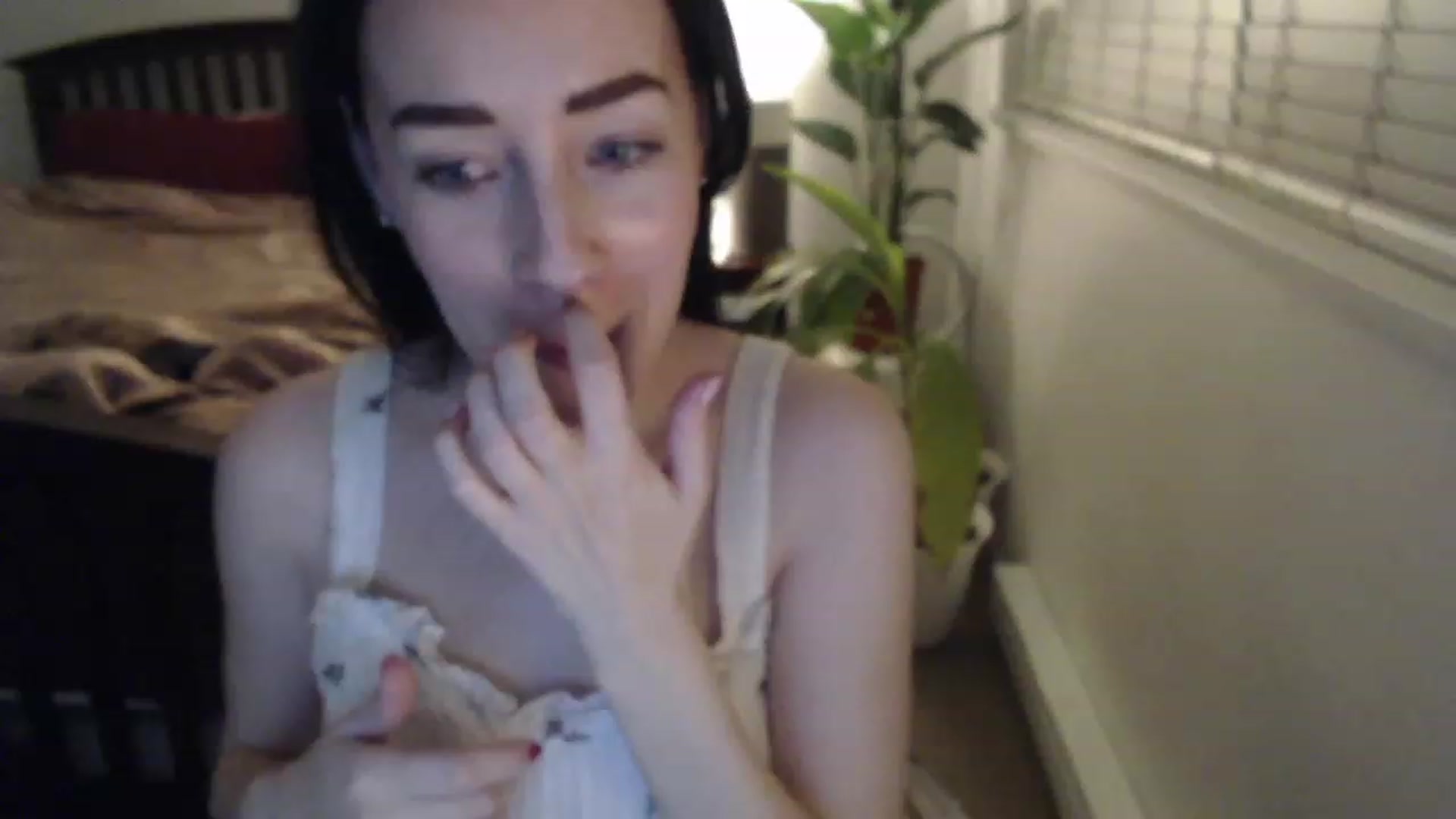 Gallery image thumbnail from AAAAAGHHHHHHH's myfreecams stream on, 02/07/2023, 04:48 image 17 of 20