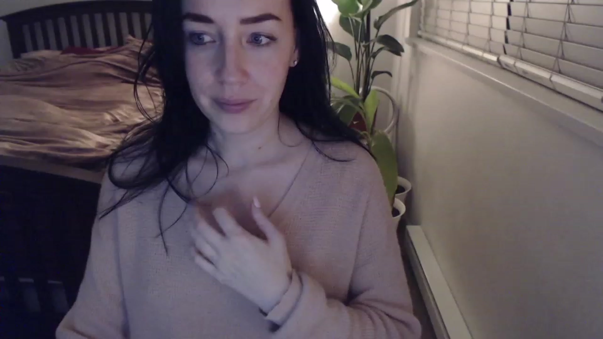 Gallery image thumbnail from AAAAAGHHHHHHH's myfreecams stream on, 02/10/2023, 04:07 image 16 of 20