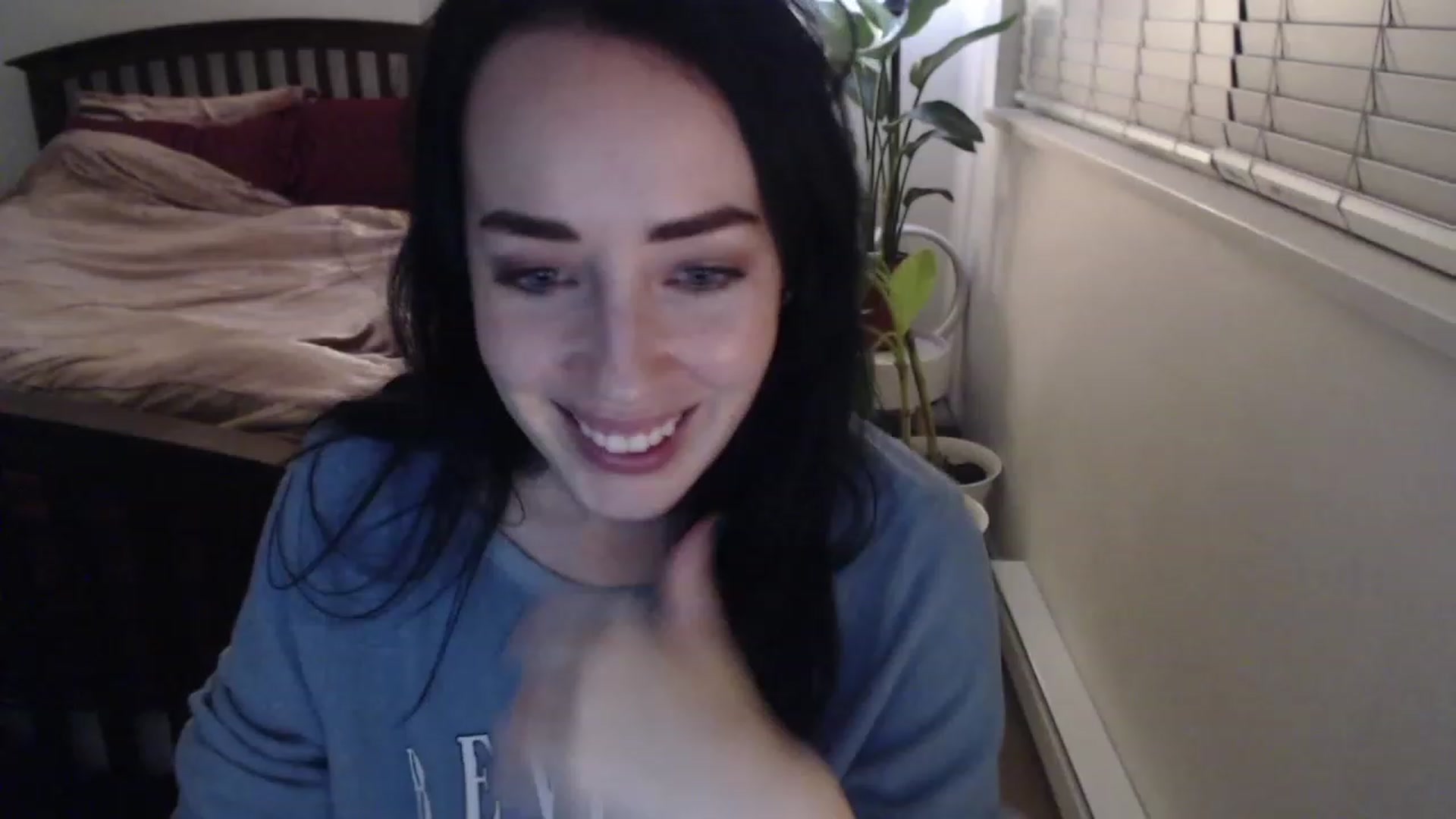 Gallery image thumbnail from AAAAAGHHHHHHH's myfreecams stream on, 02/12/2023, 03:54 image 15 of 20