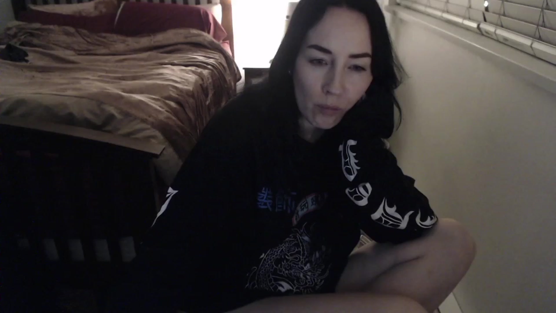 Gallery image thumbnail from AAAAAGHHHHHHH's myfreecams stream on, 02/17/2023, 04:50 image 1 of 20