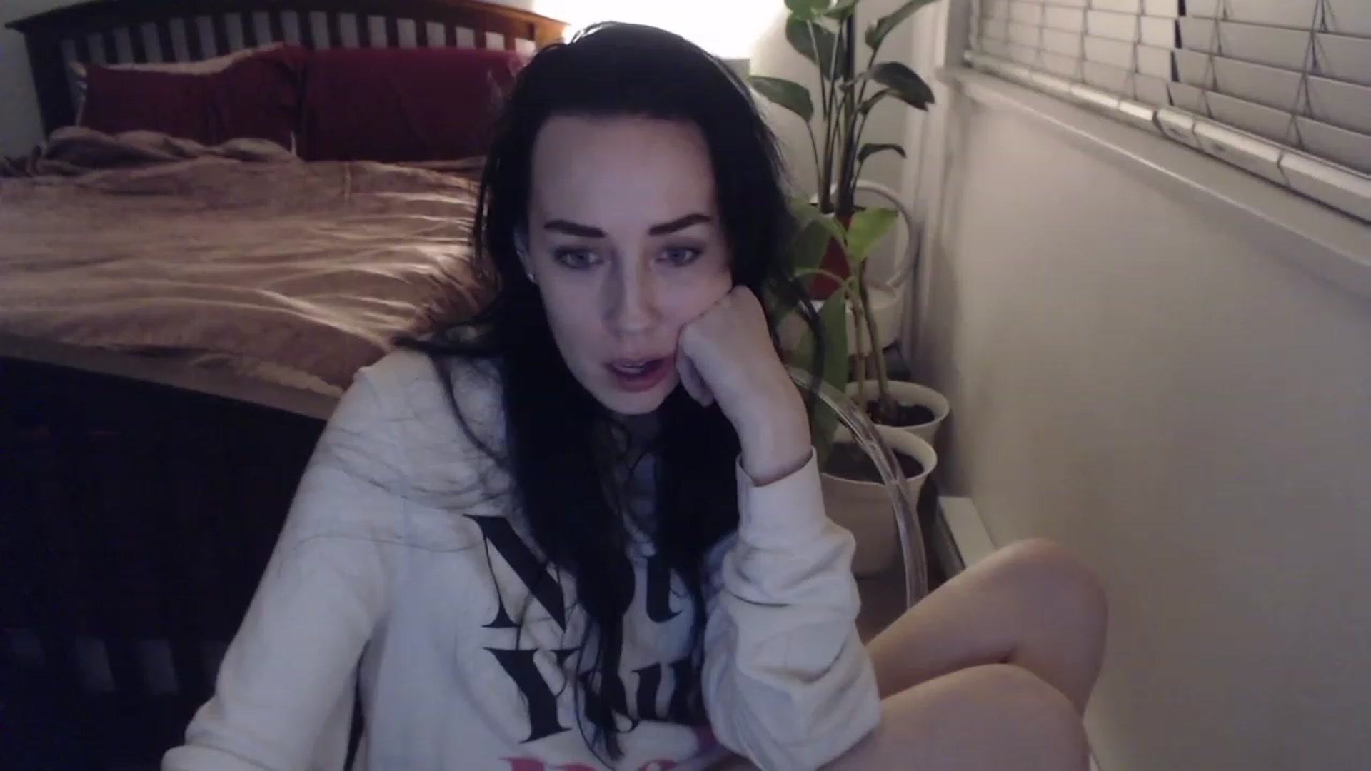 Gallery image thumbnail from AAAAAGHHHHHHH's myfreecams stream on, 02/19/2023, 04:25 image 13 of 20