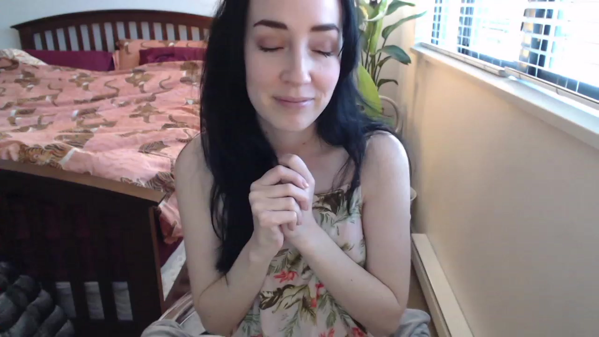 Gallery image thumbnail from AAAAAGHHHHHHH's myfreecams stream on, 03/16/2023, 03:52 image 4 of 20