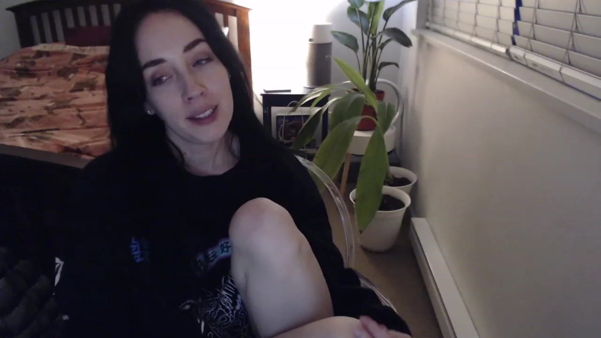 Gallery image thumbnail from AAAAAGHHHHHHH's myfreecams stream on, 03/19/2023, 03:34 image 12 of 20