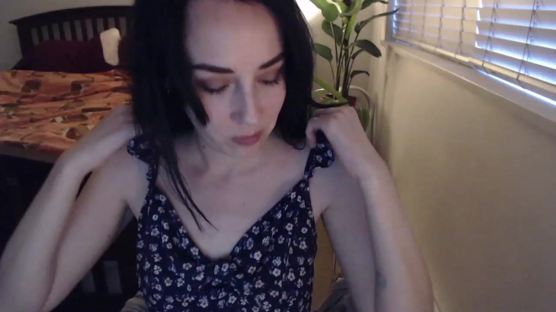 Gallery image thumbnail from AAAAAGHHHHHHH's myfreecams stream on, 03/24/2023, 02:02 image 18 of 20