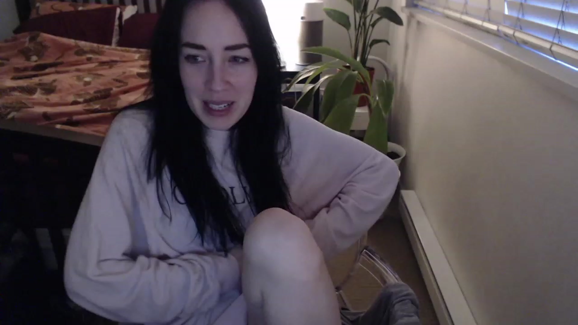 Gallery image thumbnail from AAAAAGHHHHHHH's myfreecams stream on, 04/02/2023, 02:54 image 17 of 20