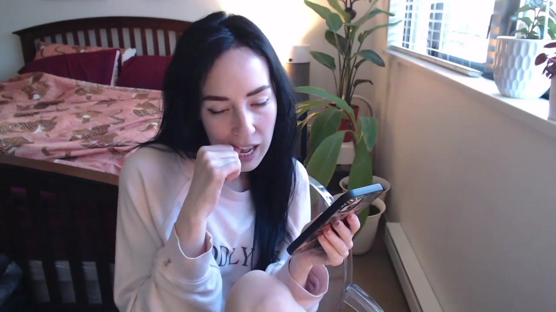 Gallery image thumbnail from AAAAAGHHHHHHH's myfreecams stream on, 04/02/2023, 02:54 image 8 of 20
