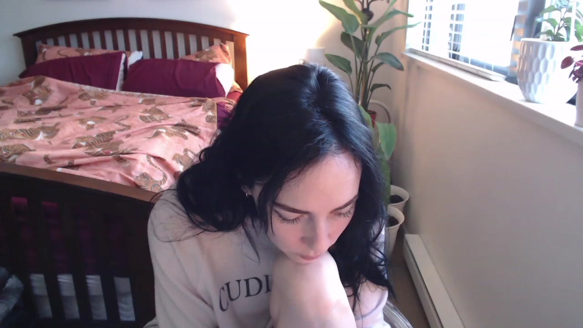 Gallery image thumbnail from AAAAAGHHHHHHH's myfreecams stream on, 04/02/2023, 02:54 image 3 of 20