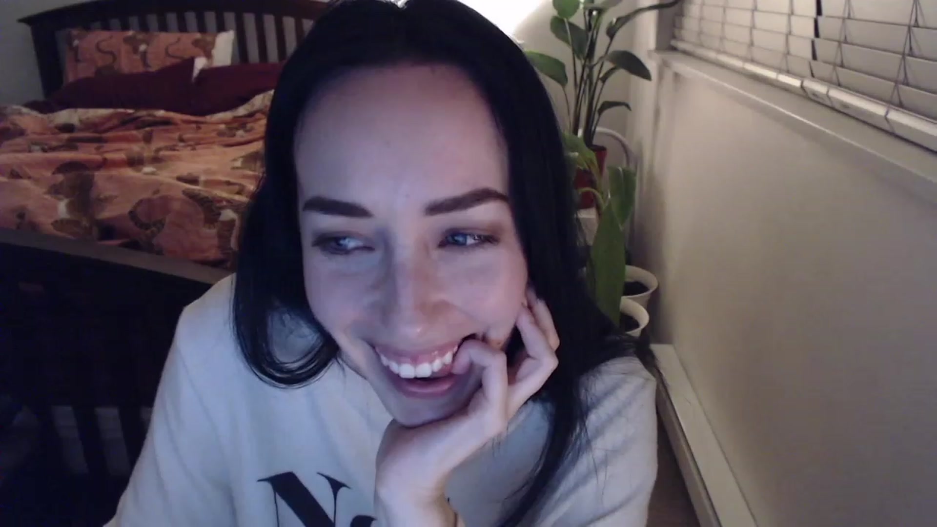Gallery image thumbnail from AAAAAGHHHHHHH's myfreecams stream on, 04/04/2023, 04:38 image 10 of 20