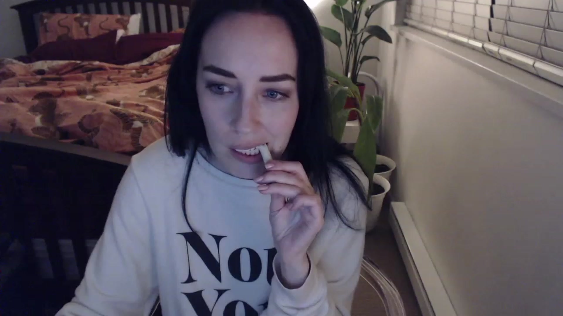 Gallery image thumbnail from AAAAAGHHHHHHH's myfreecams stream on, 04/04/2023, 04:38 image 16 of 20