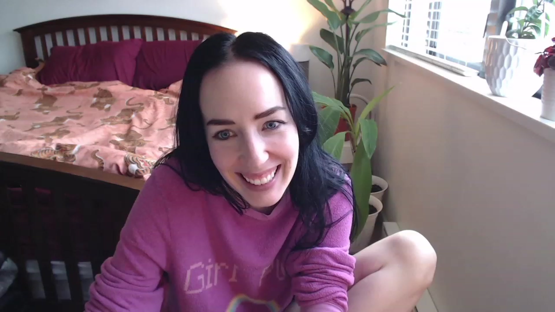 Gallery image thumbnail from AAAAAGHHHHHHH's myfreecams stream on, 04/17/2023, 02:45 image 6 of 20
